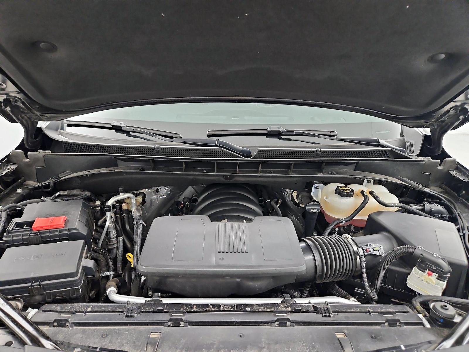 2024 GMC Yukon SLT - Photo 24