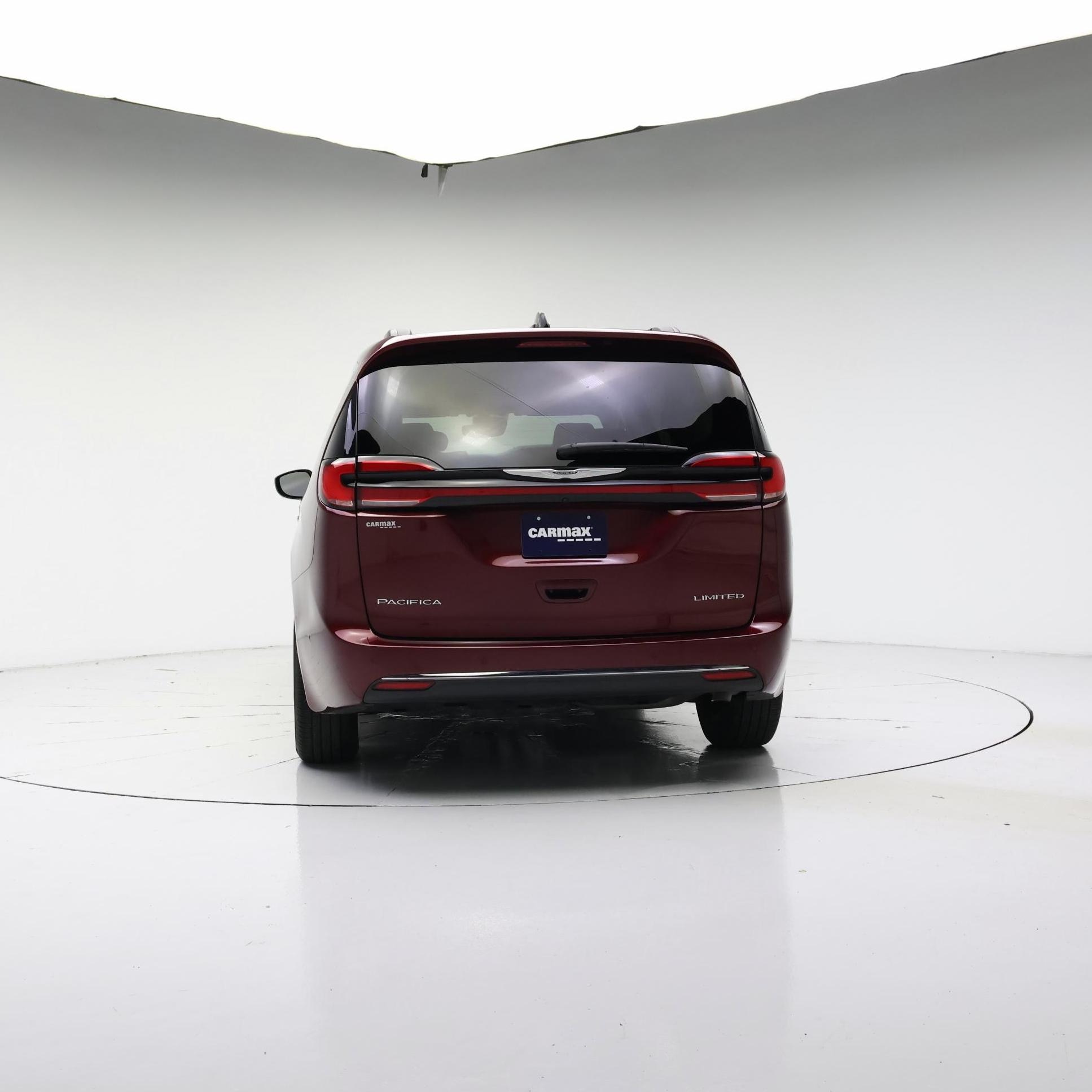 Thumbnail: 2023 Chrysler Pacifica - 6