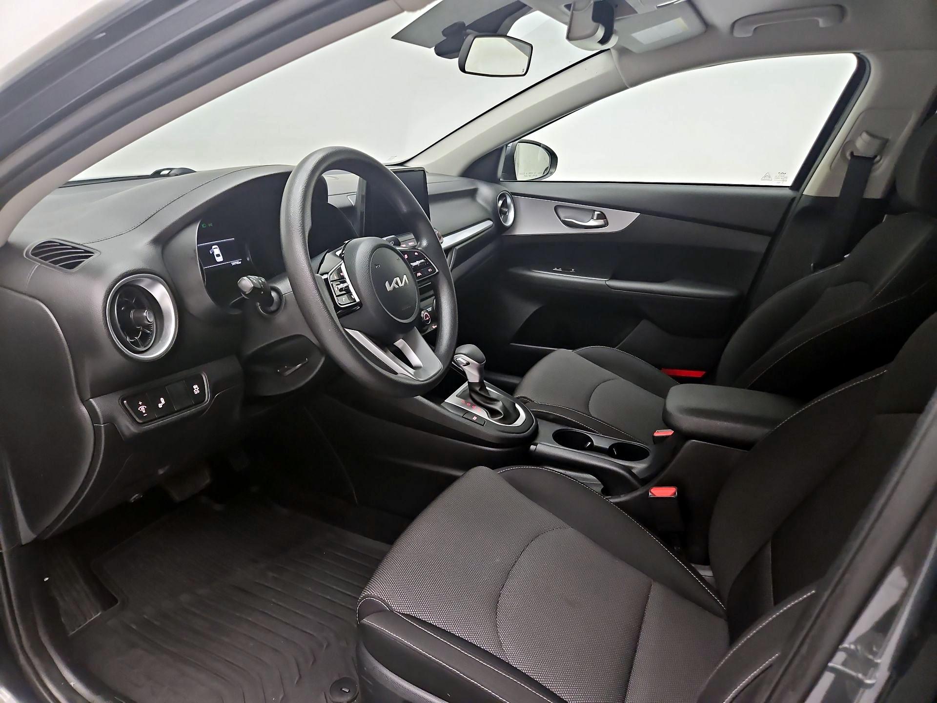 Thumbnail: 2024 Kia Forte - 11