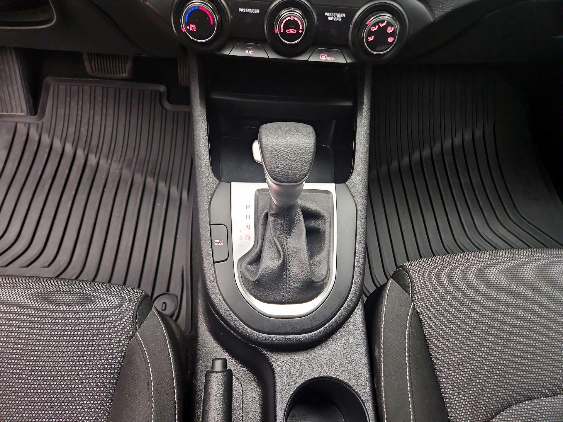 Thumbnail: 2024 Kia Forte - 17