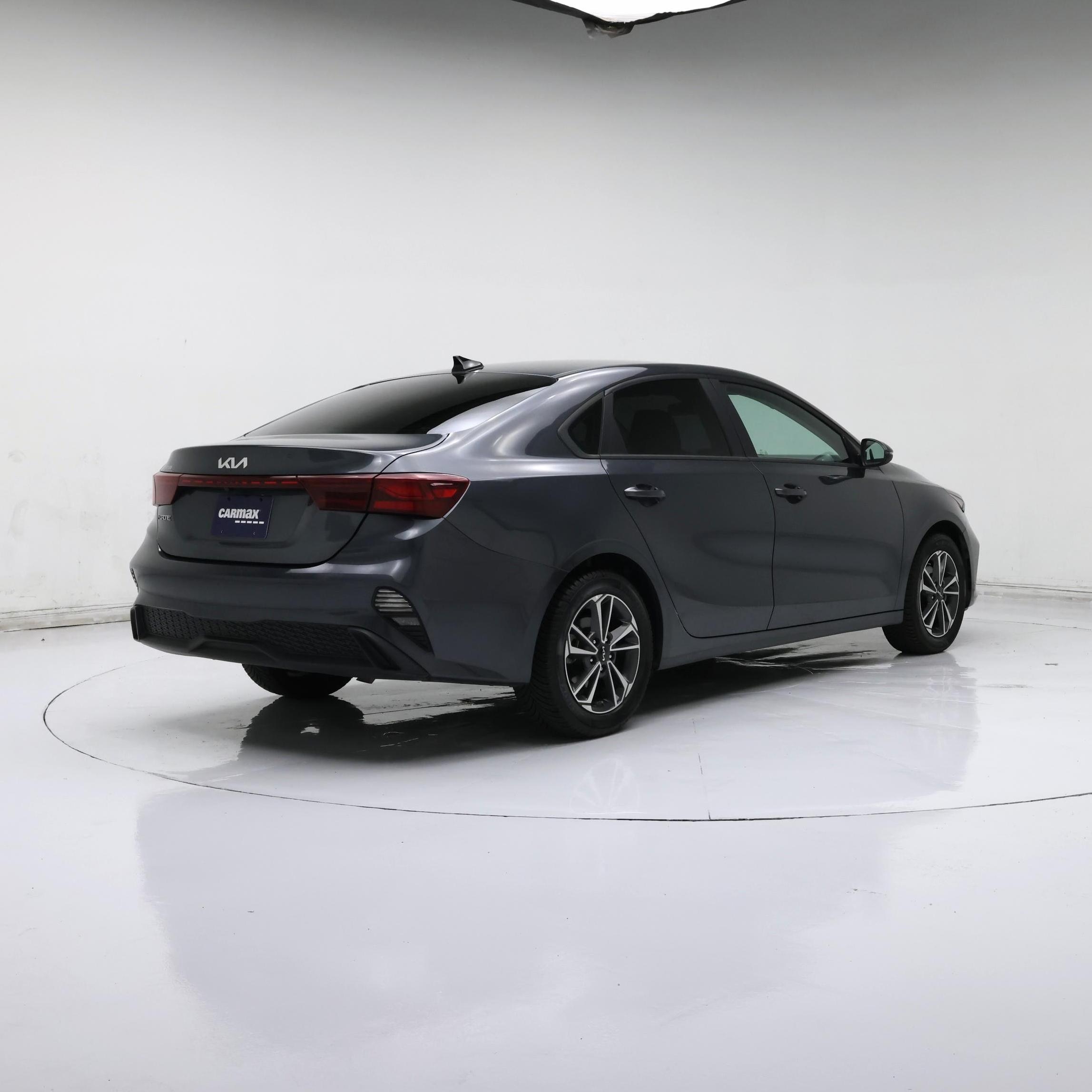 Thumbnail: 2024 Kia Forte - 8