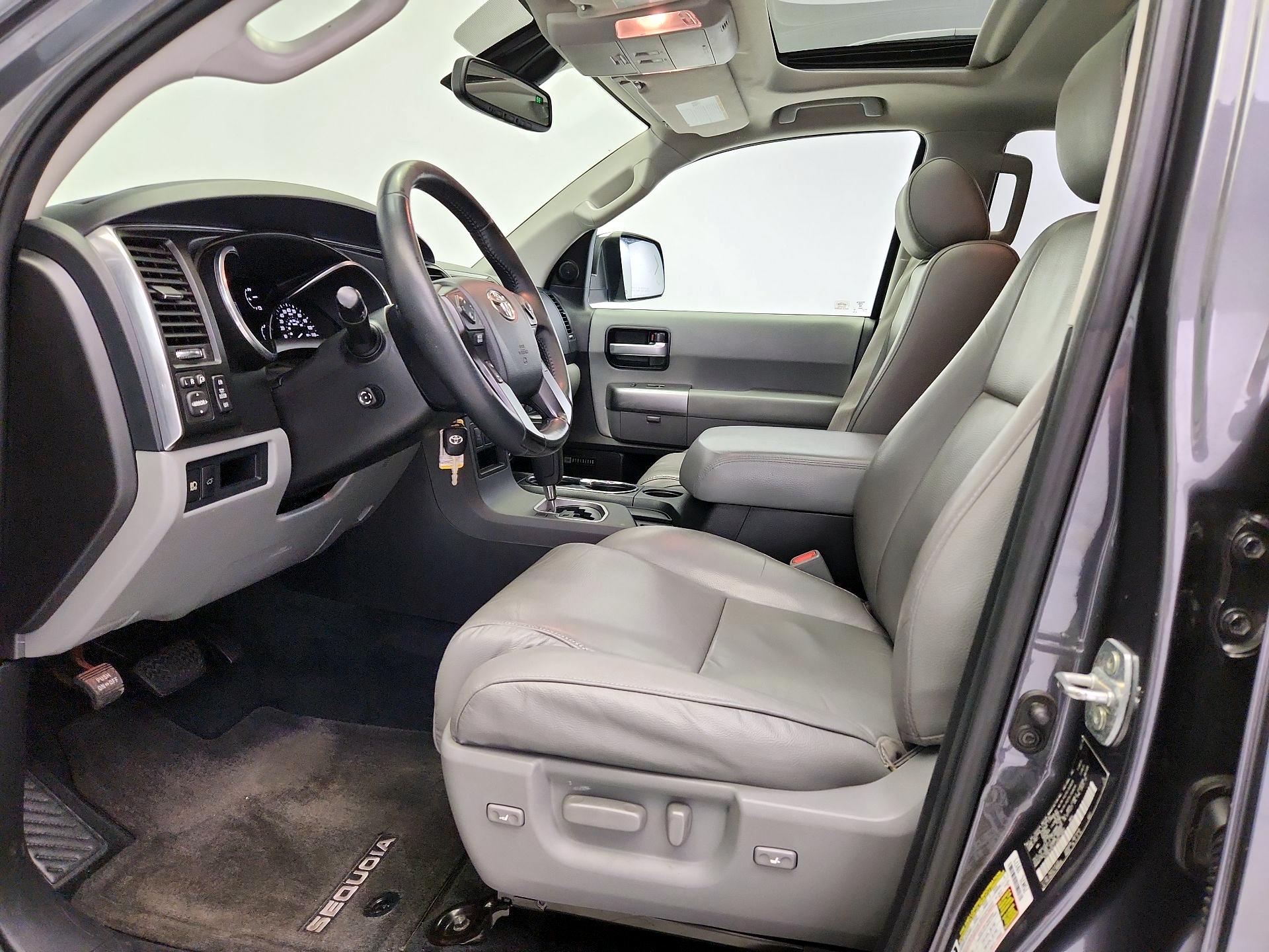 Thumbnail: 2018 Toyota Sequoia - 11