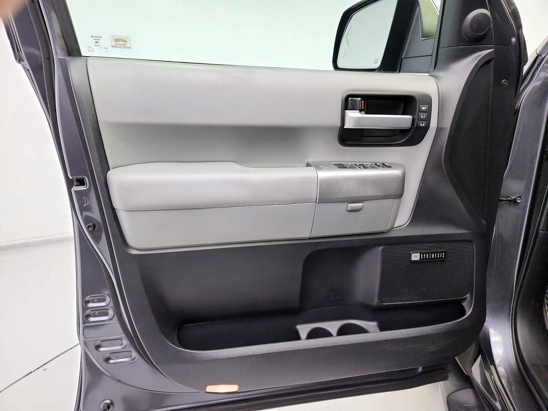 Thumbnail: 2018 Toyota Sequoia - 12