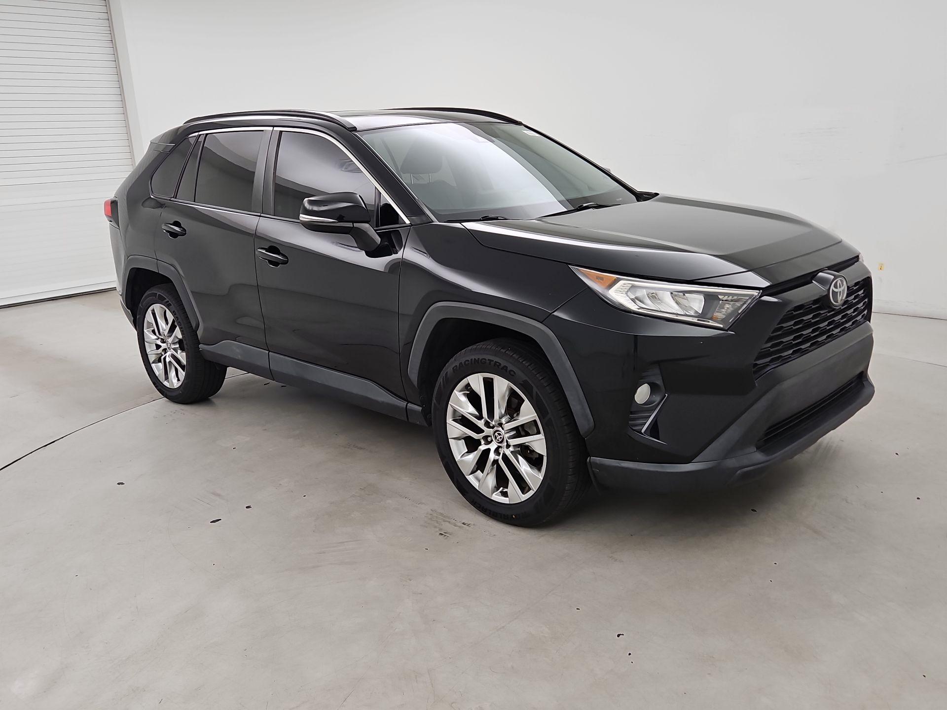 Thumbnail: 2021 Toyota RAV4 - 1