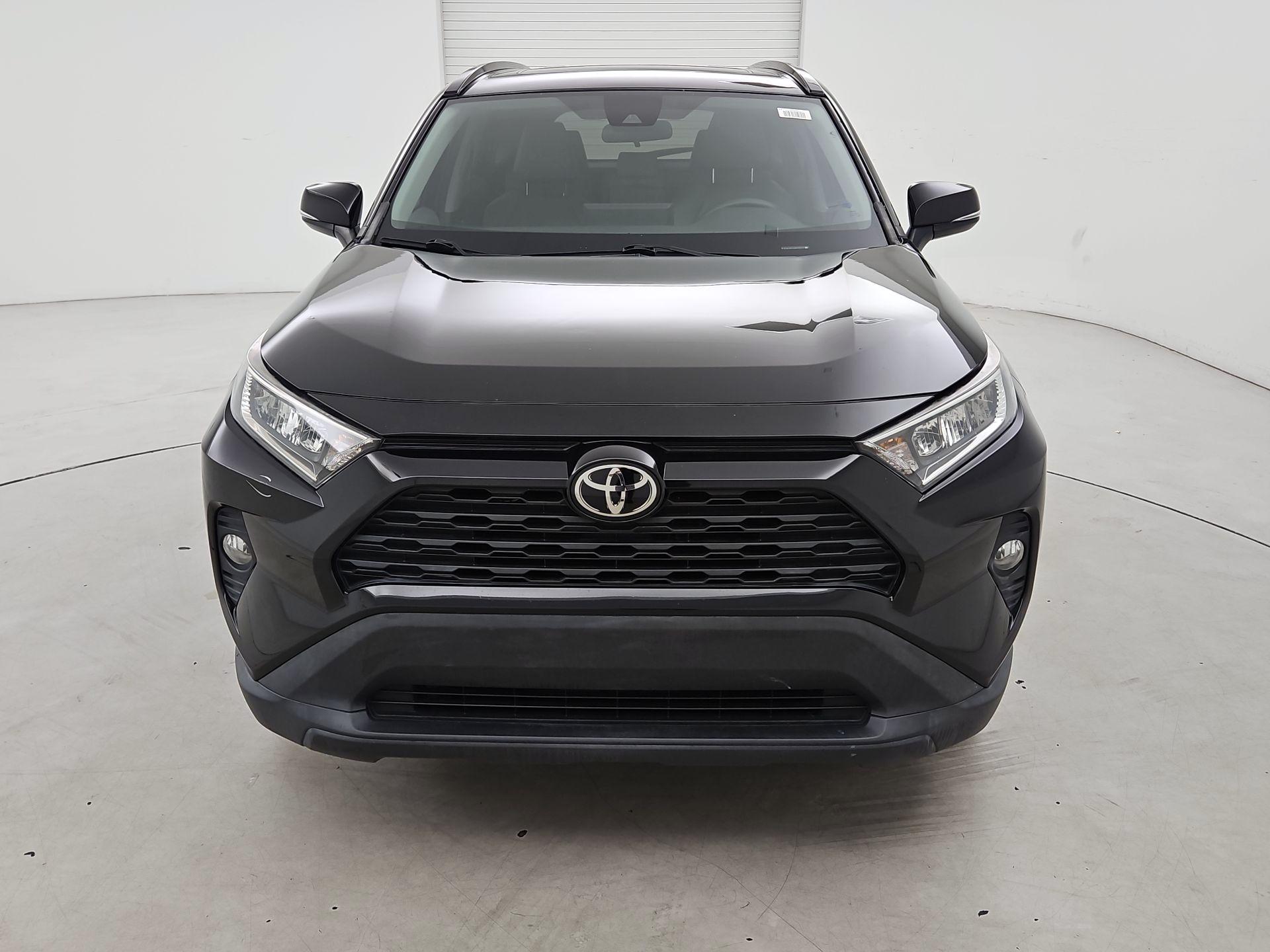Thumbnail: 2021 Toyota RAV4 - 2