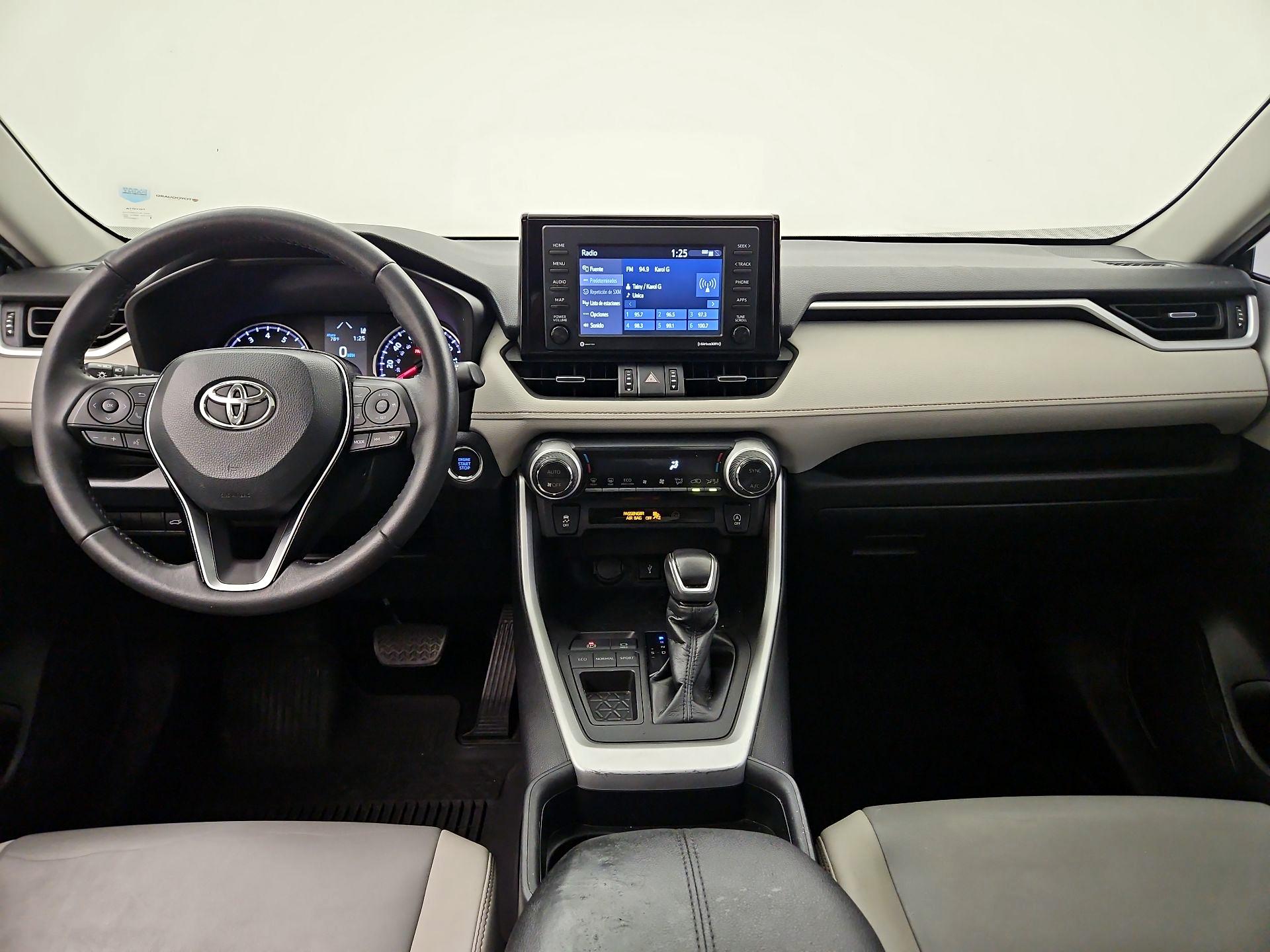 Thumbnail: 2021 Toyota RAV4 - 8