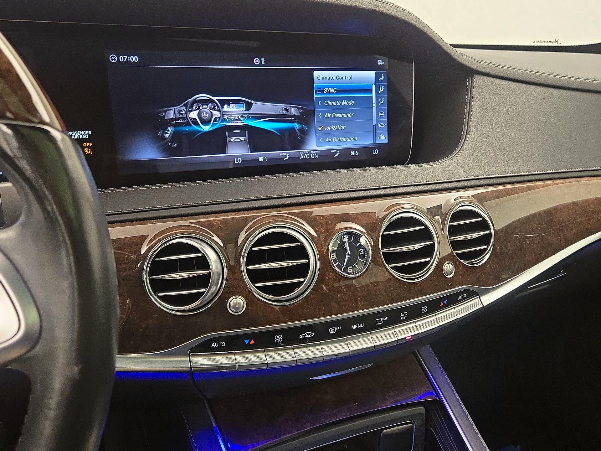 Thumbnail: 2018 Mercedes-Benz S-Class - 17