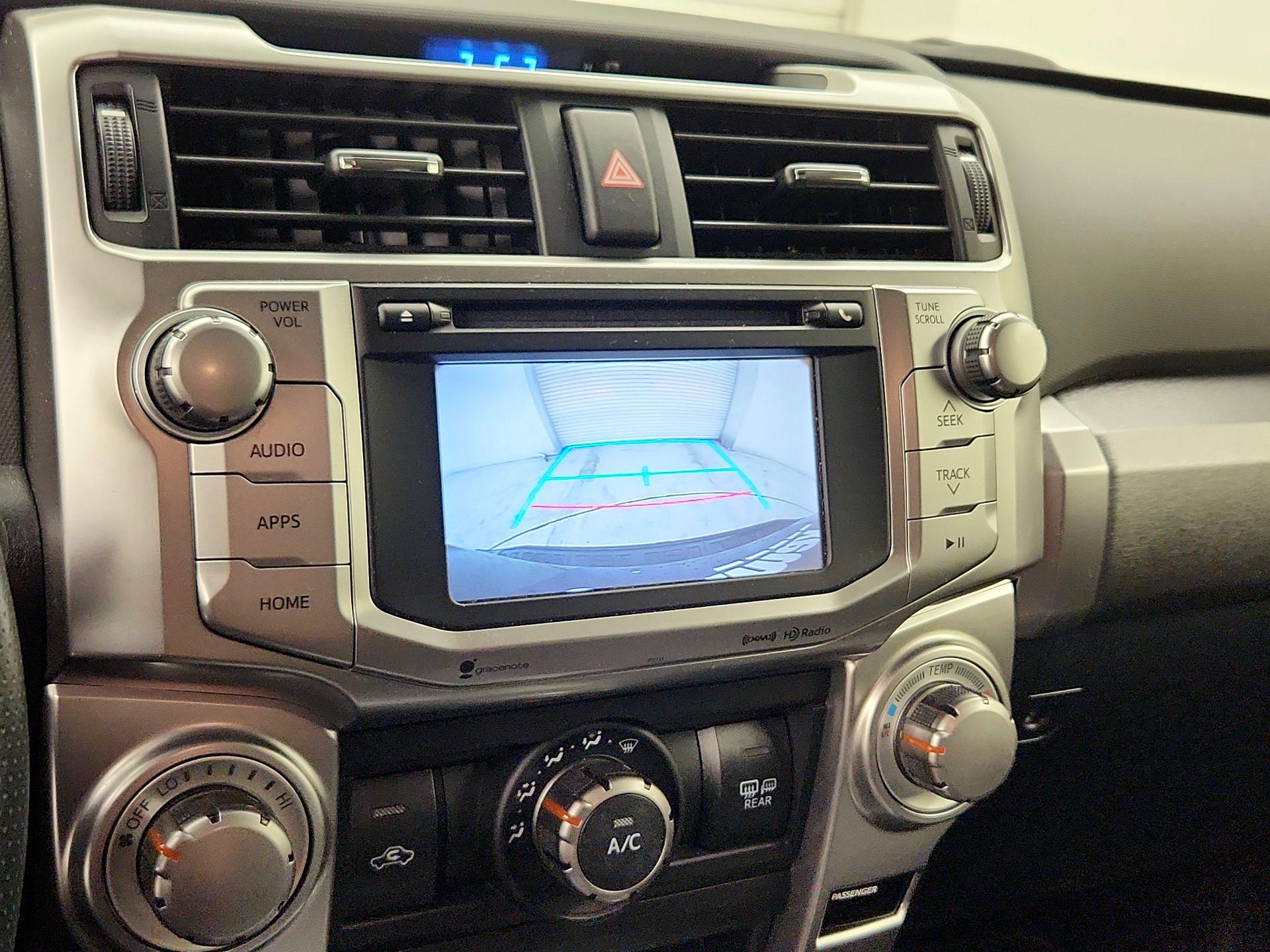 Thumbnail: 2016 Toyota 4Runner - 14