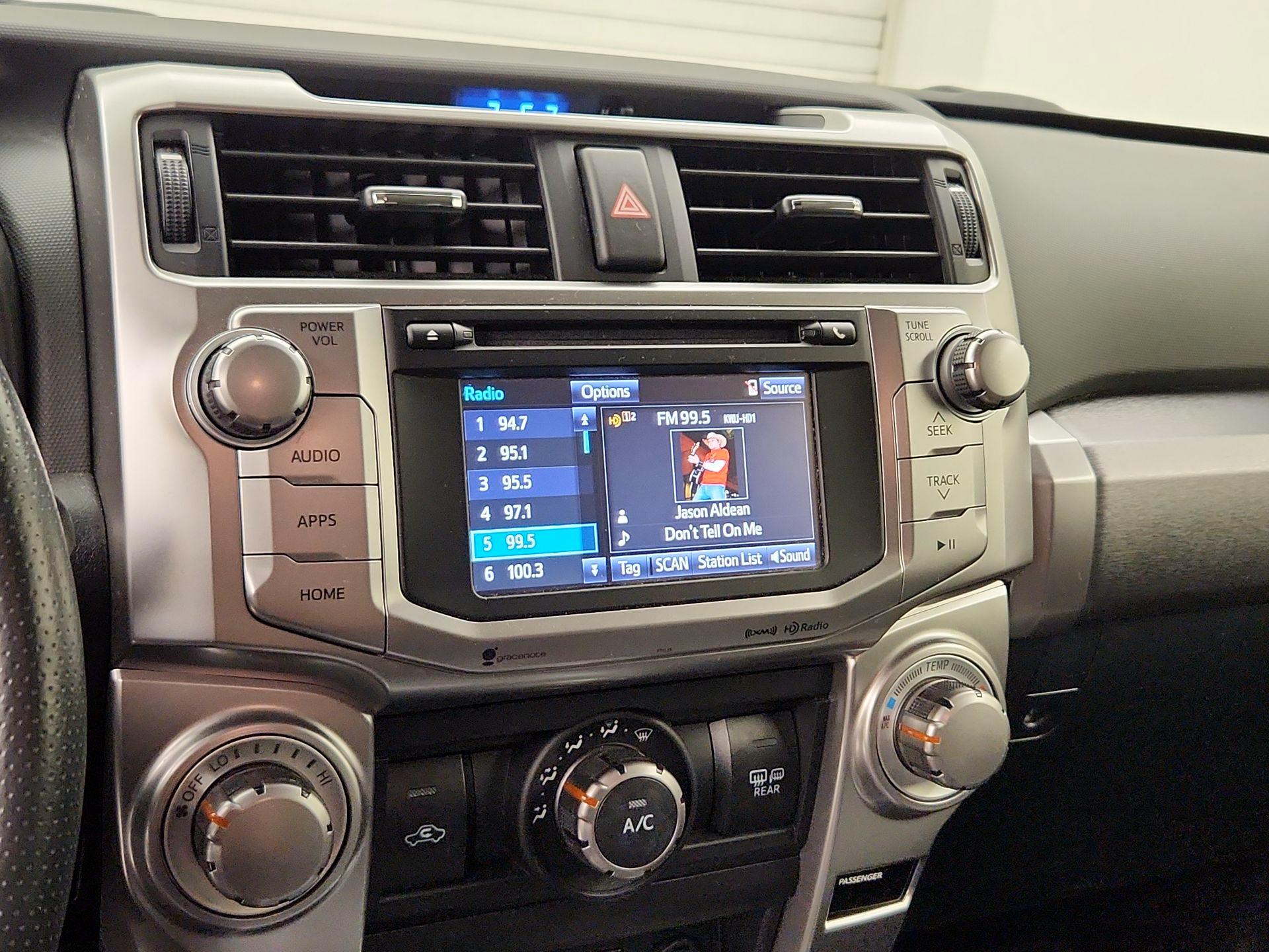 Thumbnail: 2016 Toyota 4Runner - 15