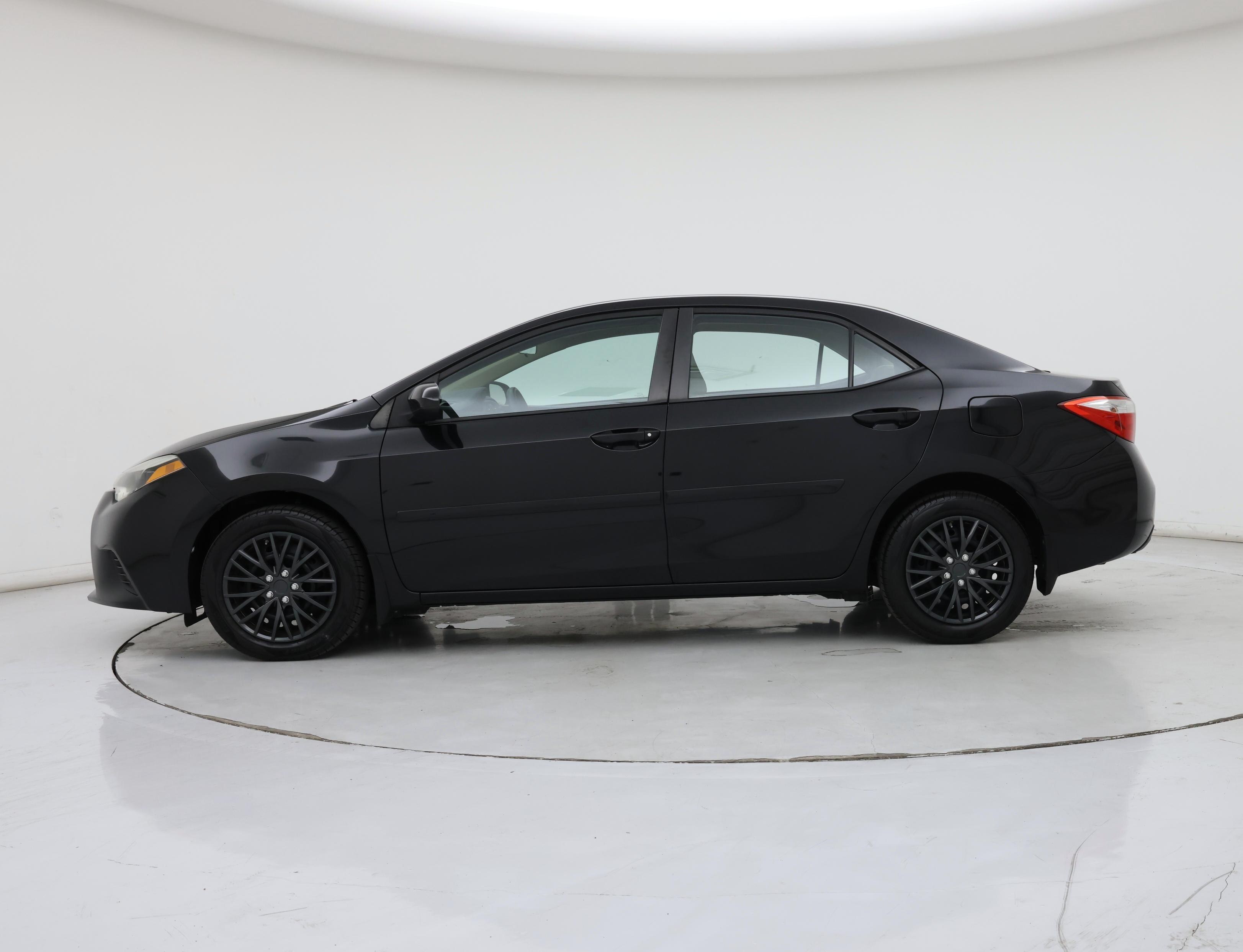 Thumbnail: 2014 Toyota Corolla - 3