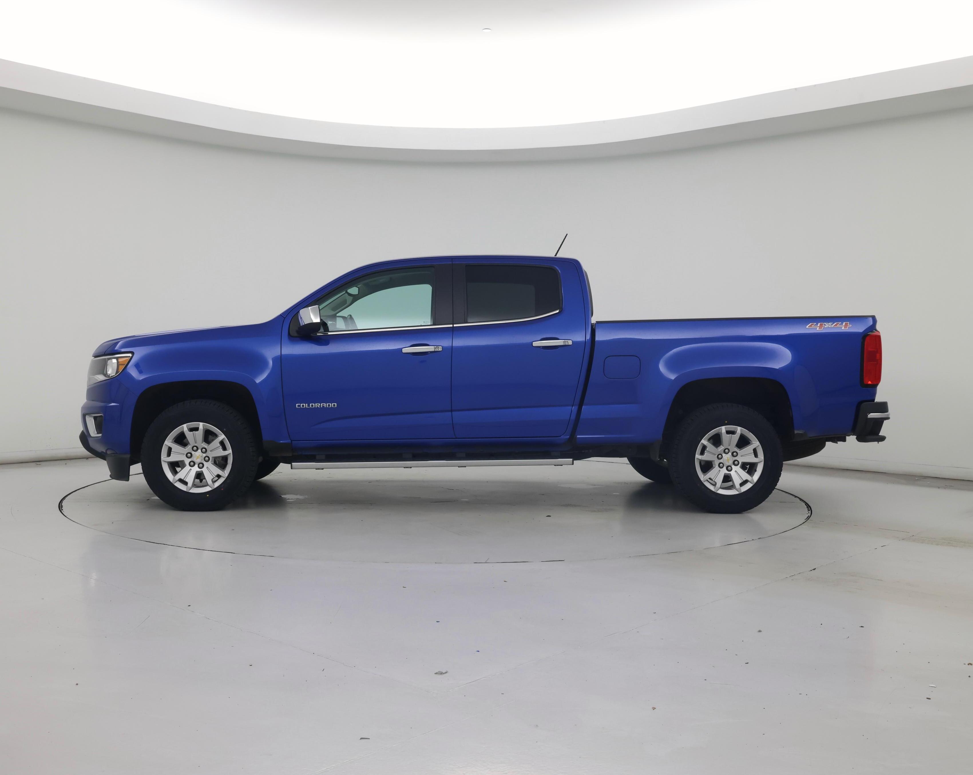 Thumbnail: 2018 Chevrolet Colorado - 3
