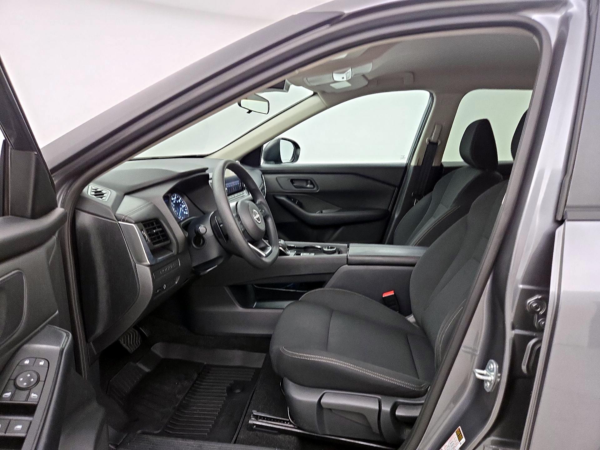 Thumbnail: 2024 Nissan Rogue - 11