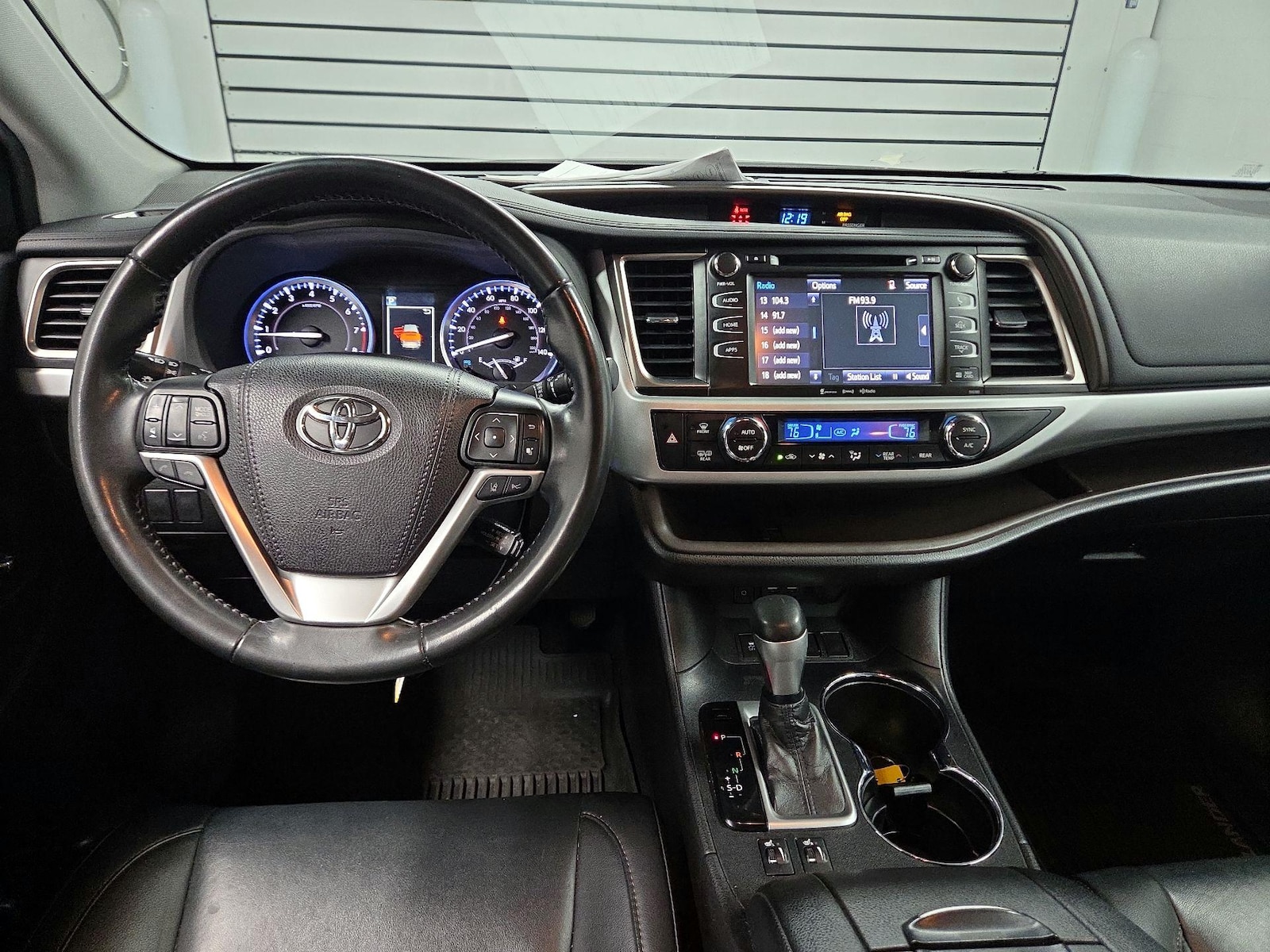 2019 Toyota Highlander XLE - Photo 10
