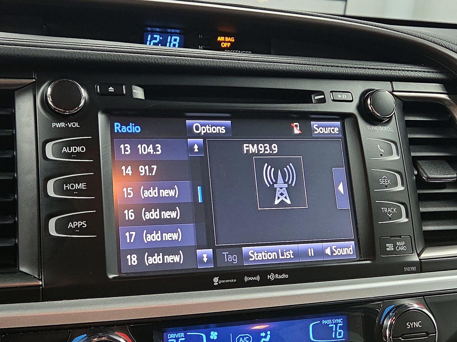 2019 Toyota Highlander XLE - Photo 15