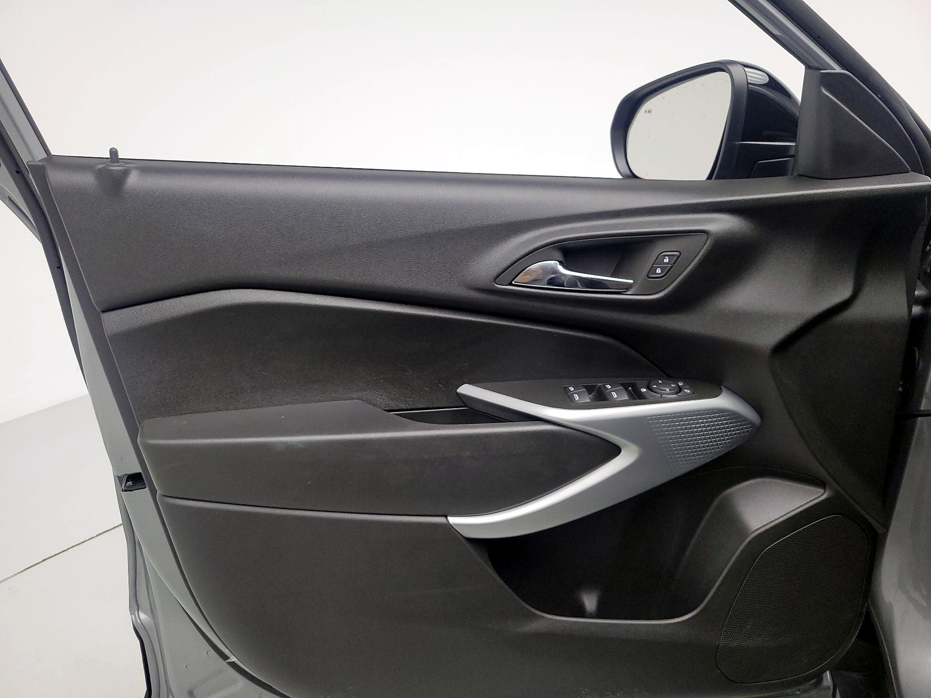 Thumbnail: 2024 Chevrolet Trax - 12