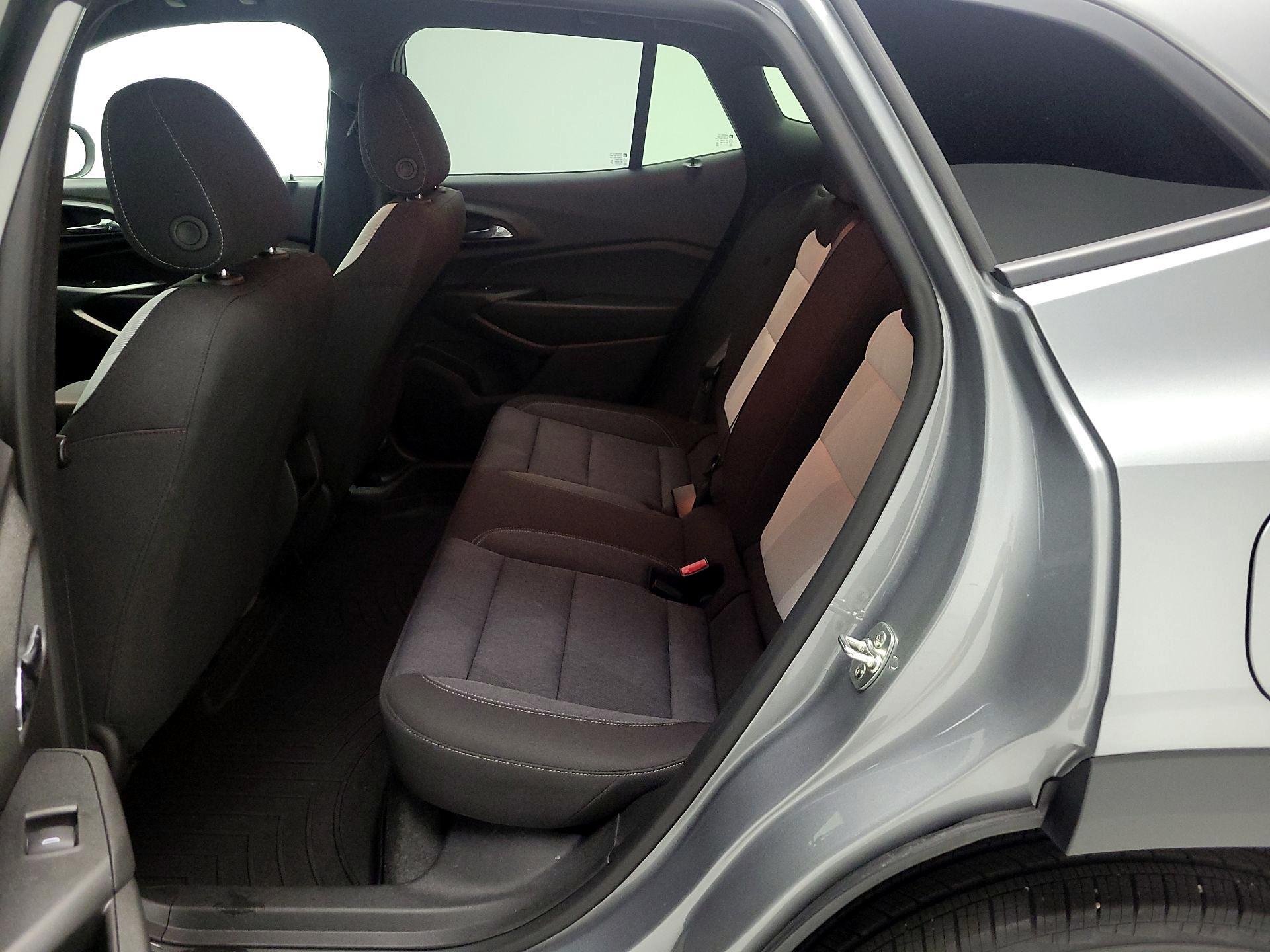Thumbnail: 2024 Chevrolet Trax - 17