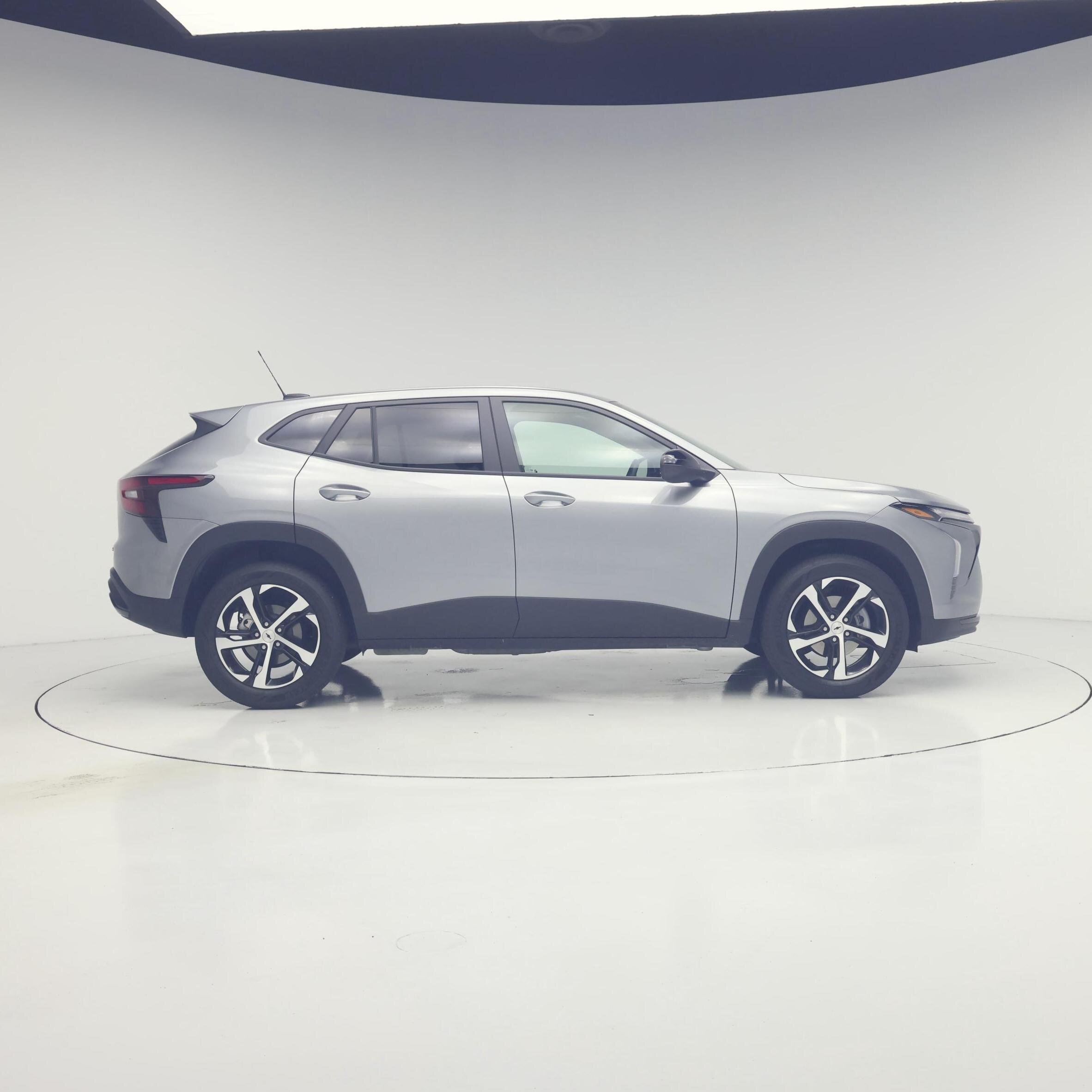 Thumbnail: 2024 Chevrolet Trax - 7