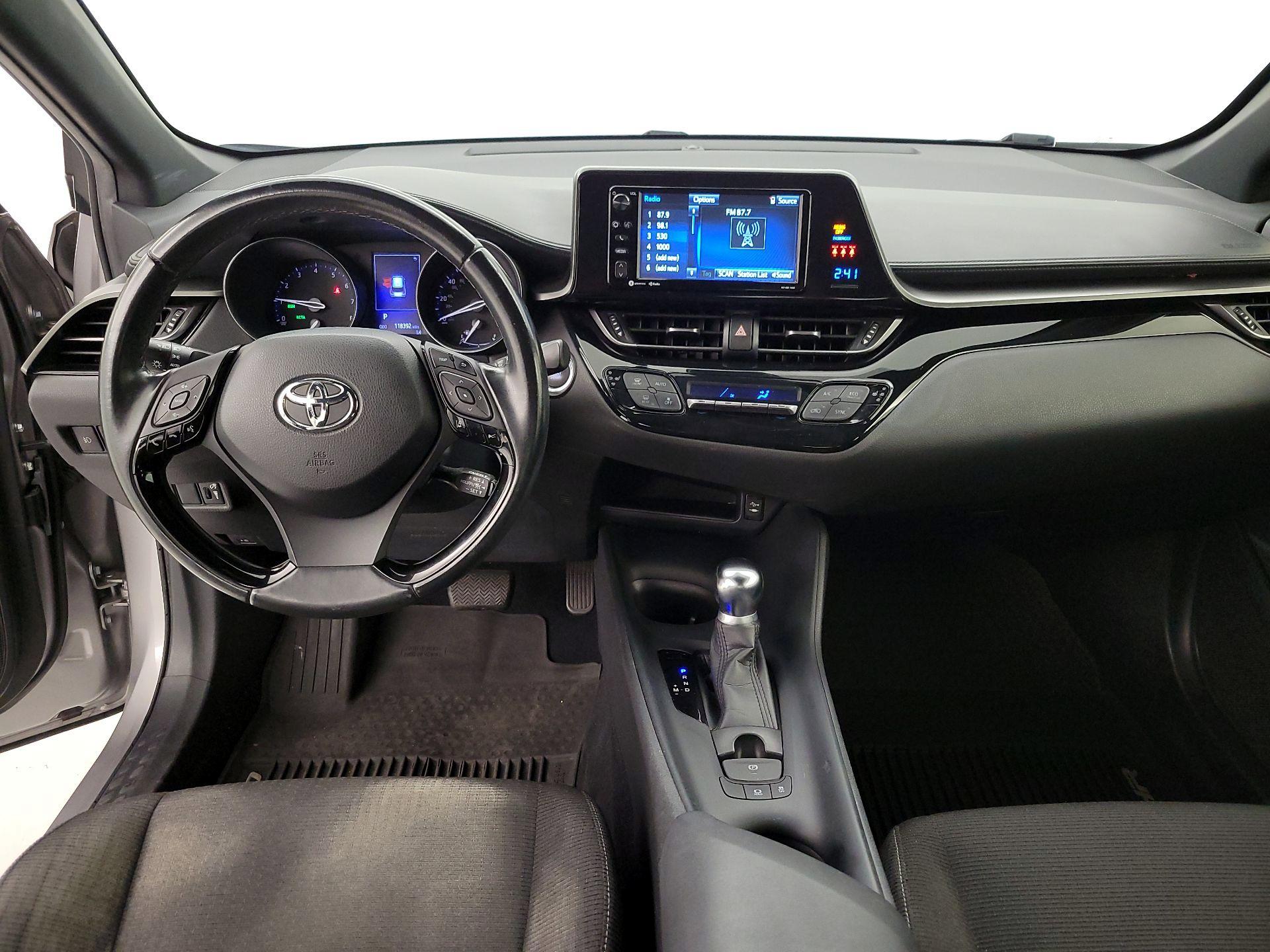 Thumbnail: 2018 Toyota C-HR - 9