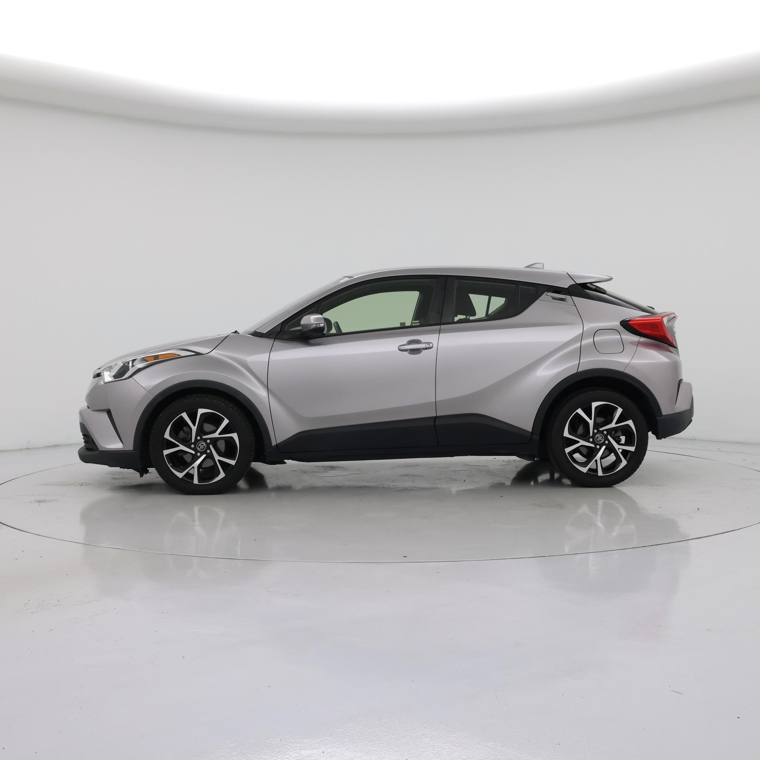 Thumbnail: 2018 Toyota C-HR - 3