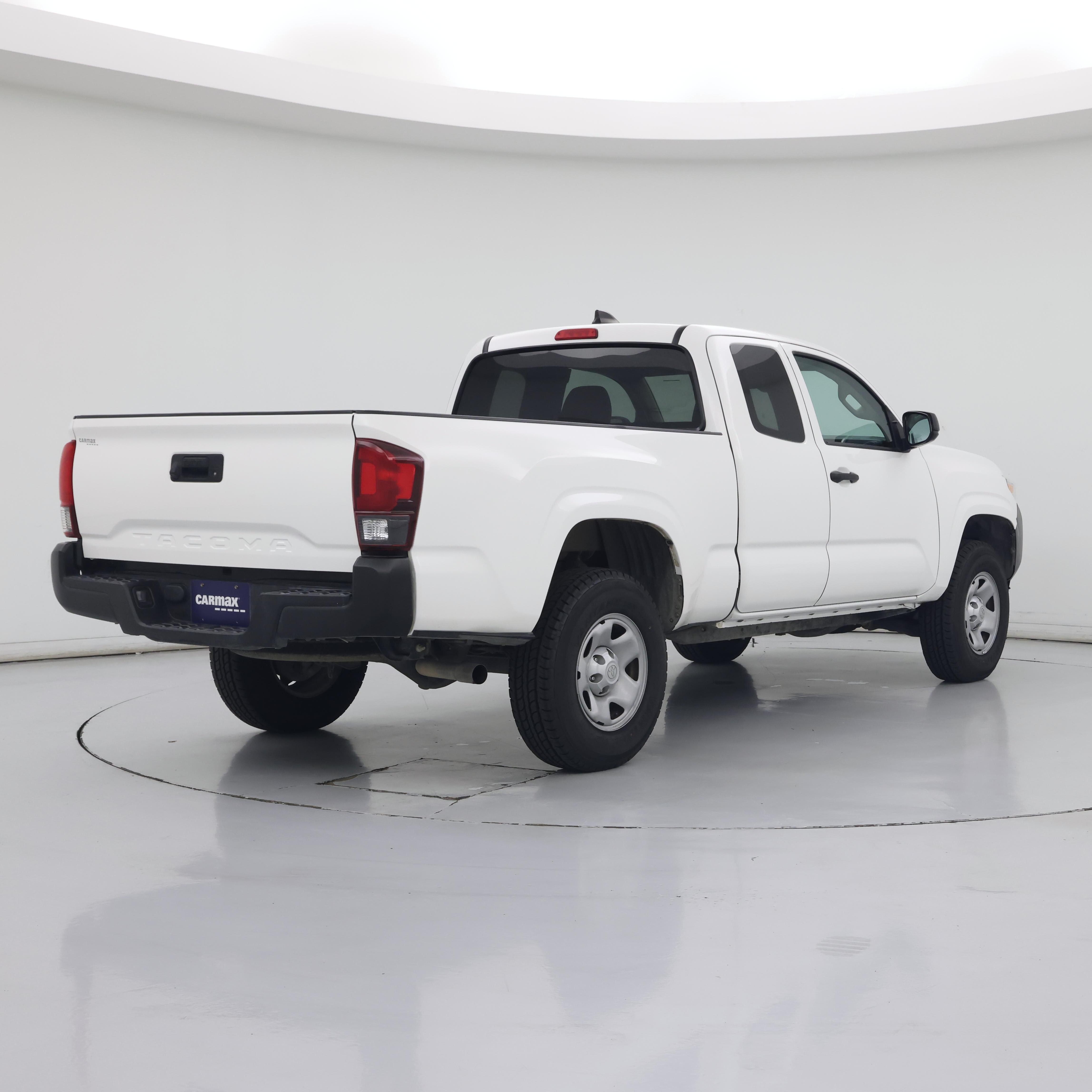 Thumbnail: 2022 Toyota Tacoma - 8