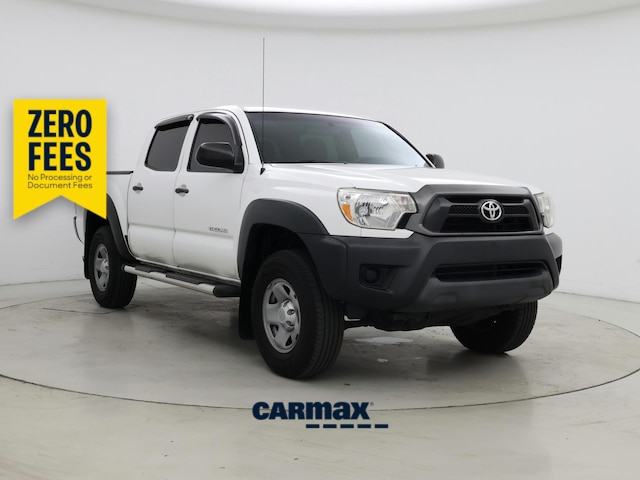 White 2014 Toyota Tacoma Pickup Truck 4X2 Automatic