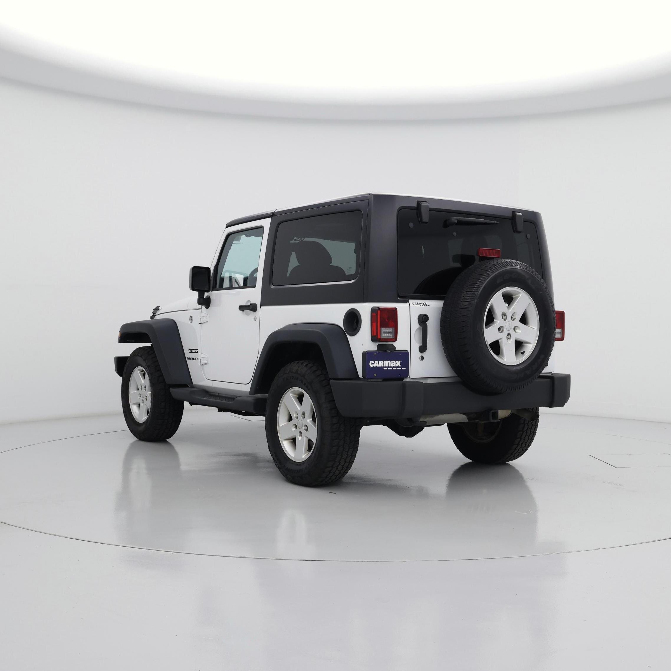 Thumbnail: 2016 Jeep Wrangler - 2