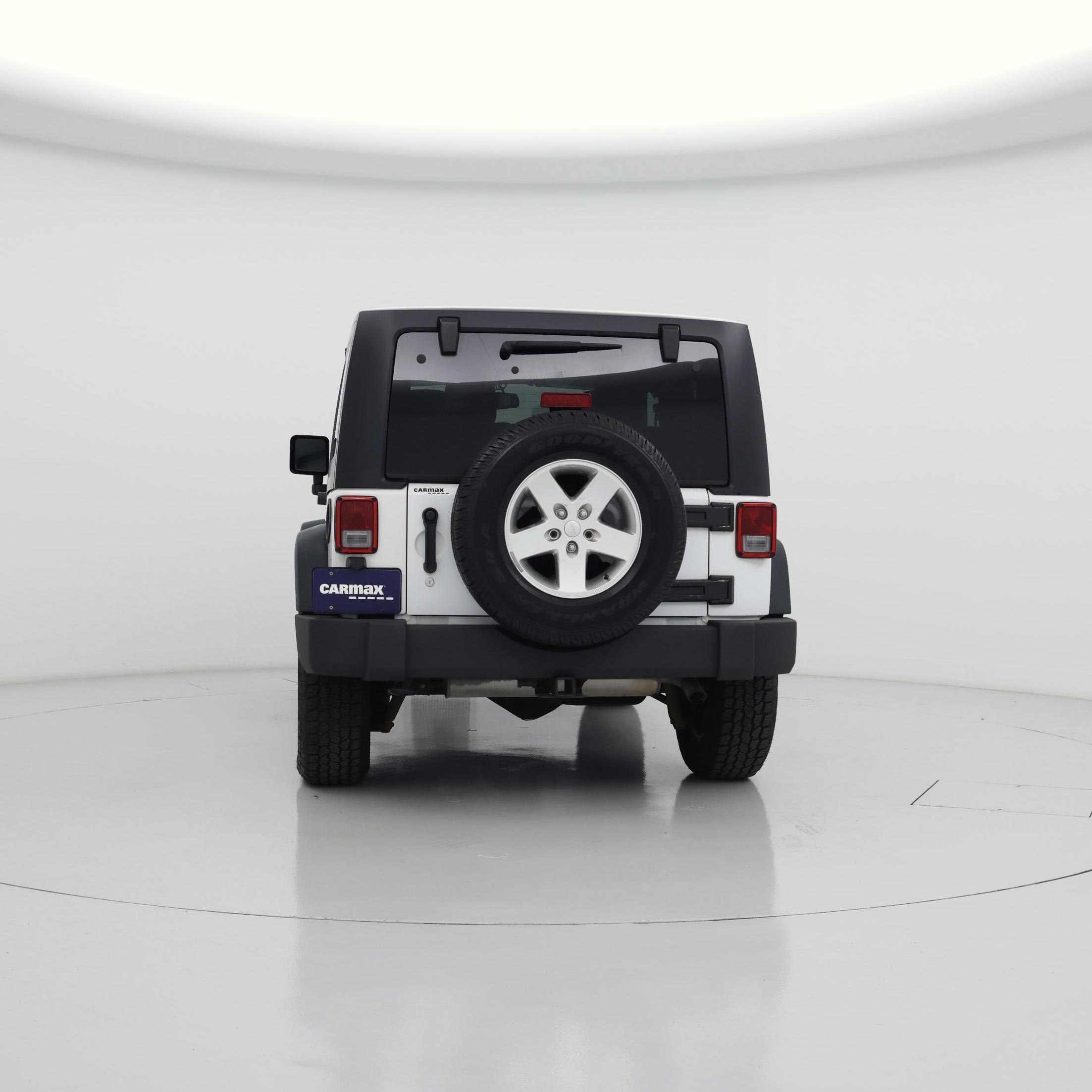 Thumbnail: 2016 Jeep Wrangler - 6