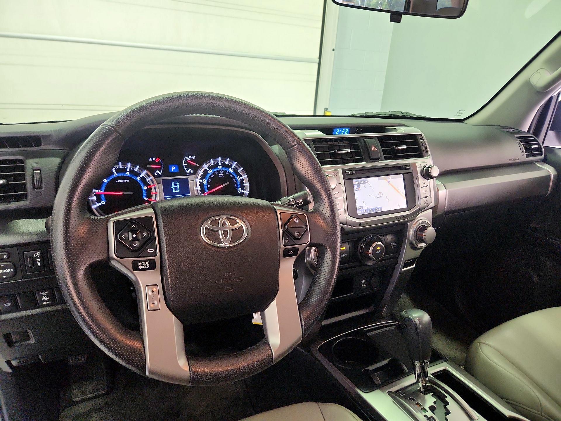 Thumbnail: 2019 Toyota 4Runner - 9