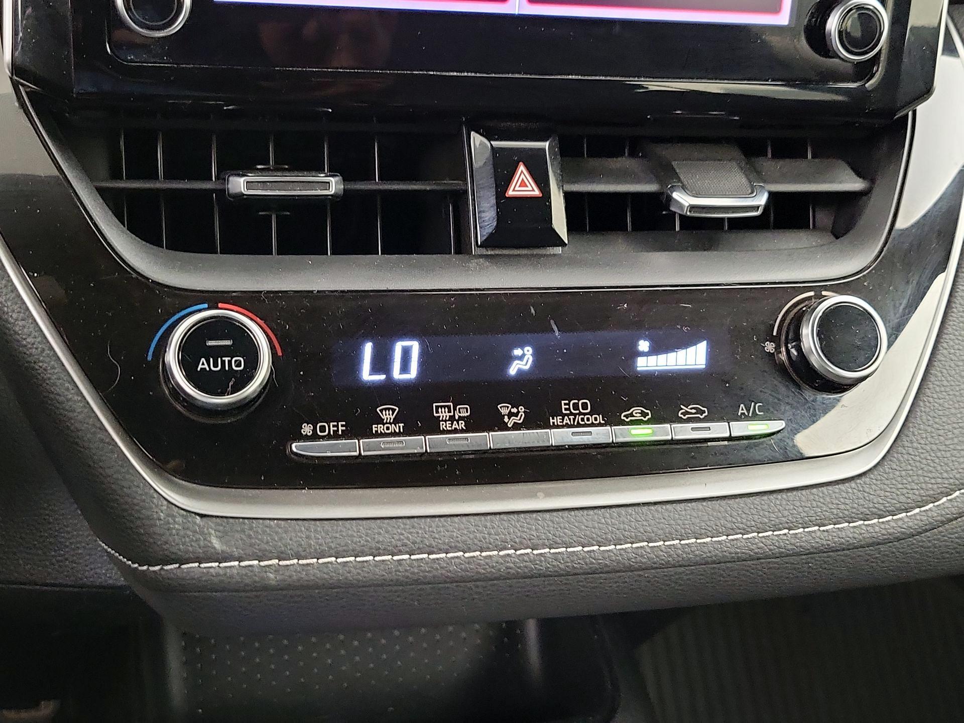 Thumbnail: 2019 Toyota Corolla - 16