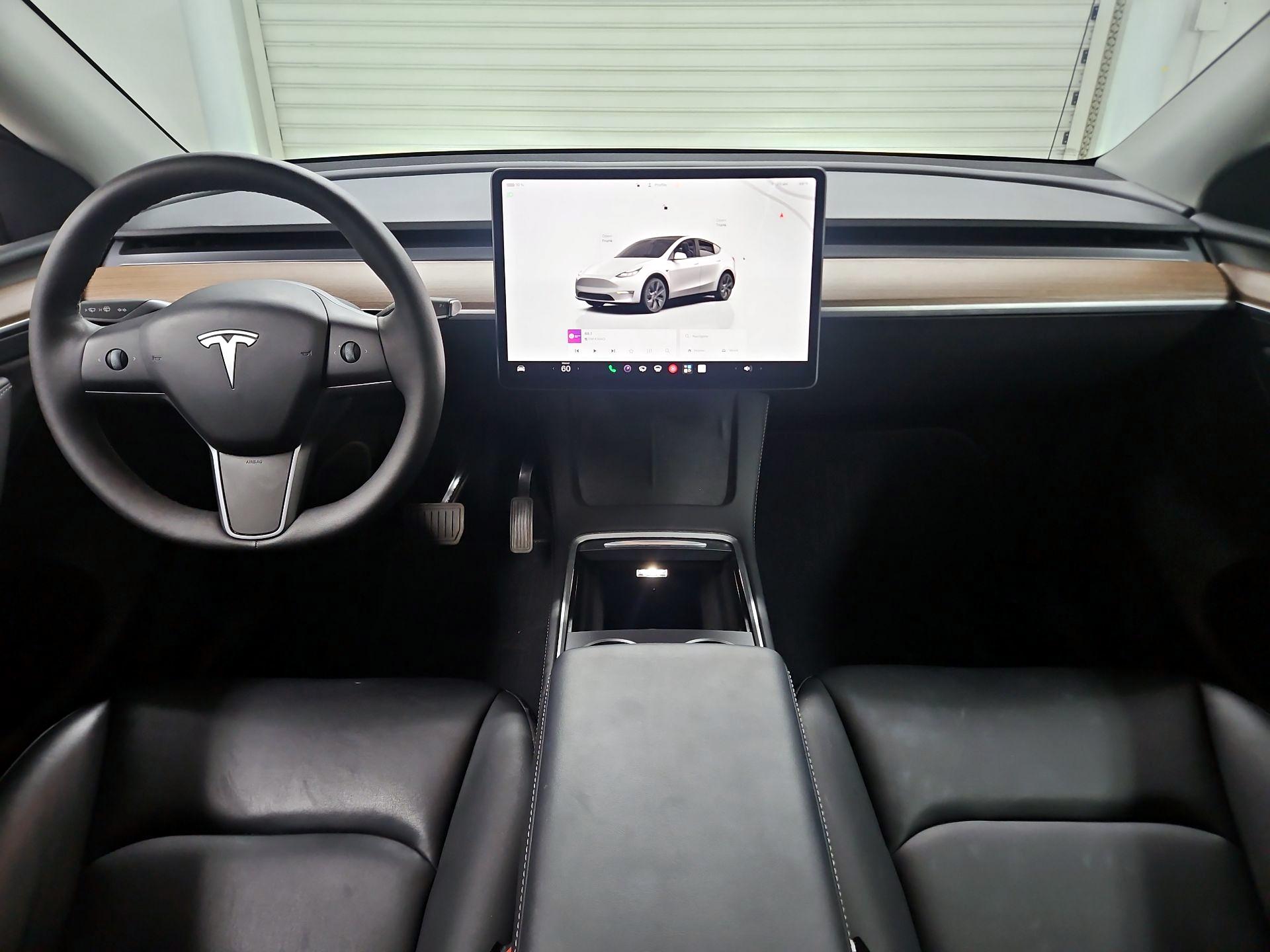 Thumbnail: 2024 Tesla Model Y - 9