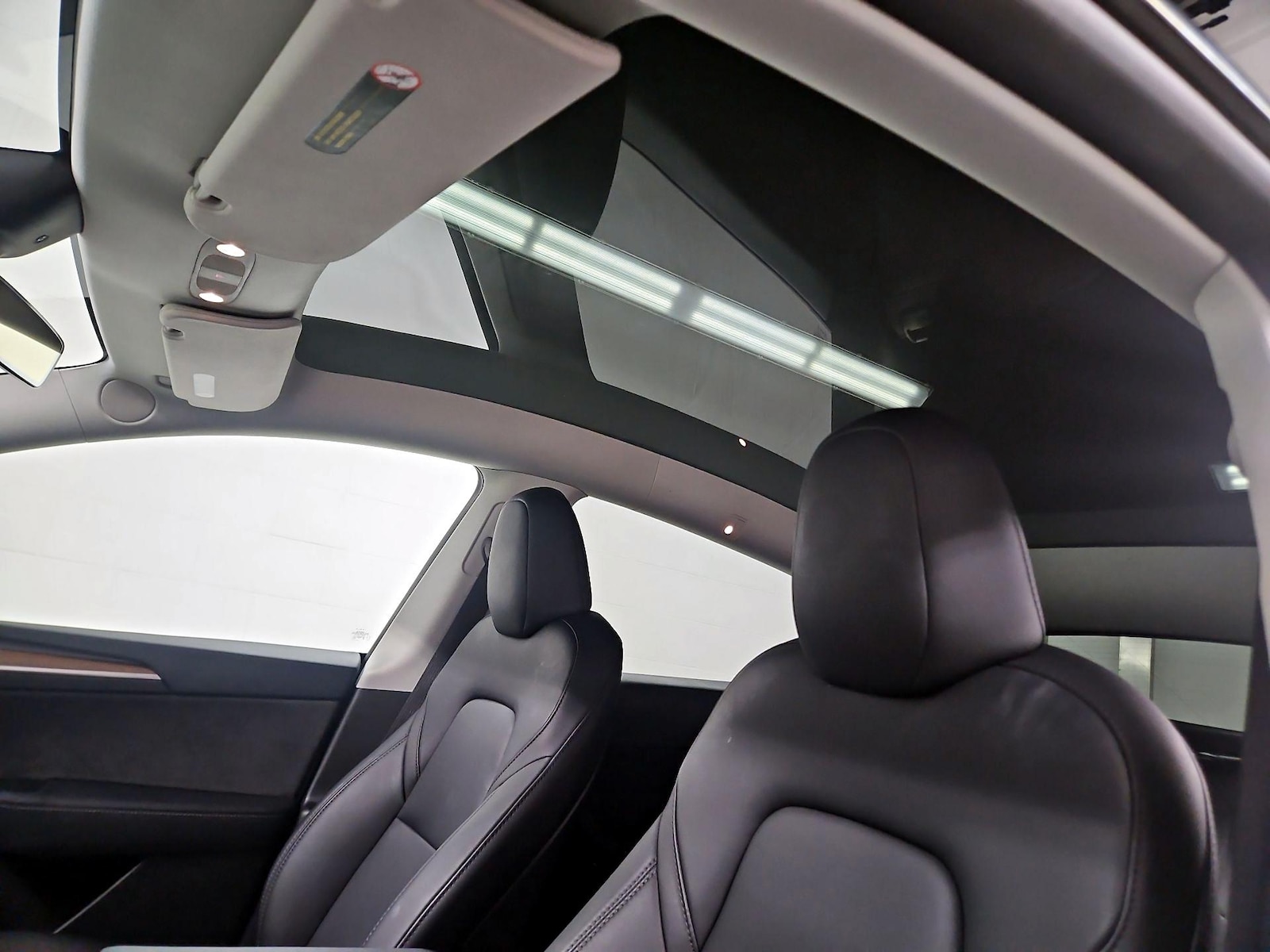 2024 Tesla Model Y Long Range - Photo 19