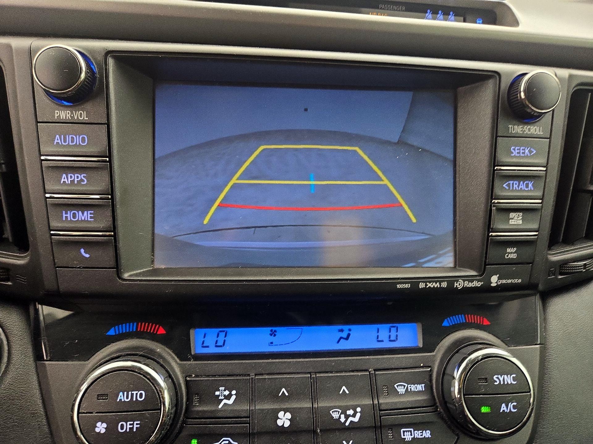 Thumbnail: 2018 Toyota RAV4 - 14