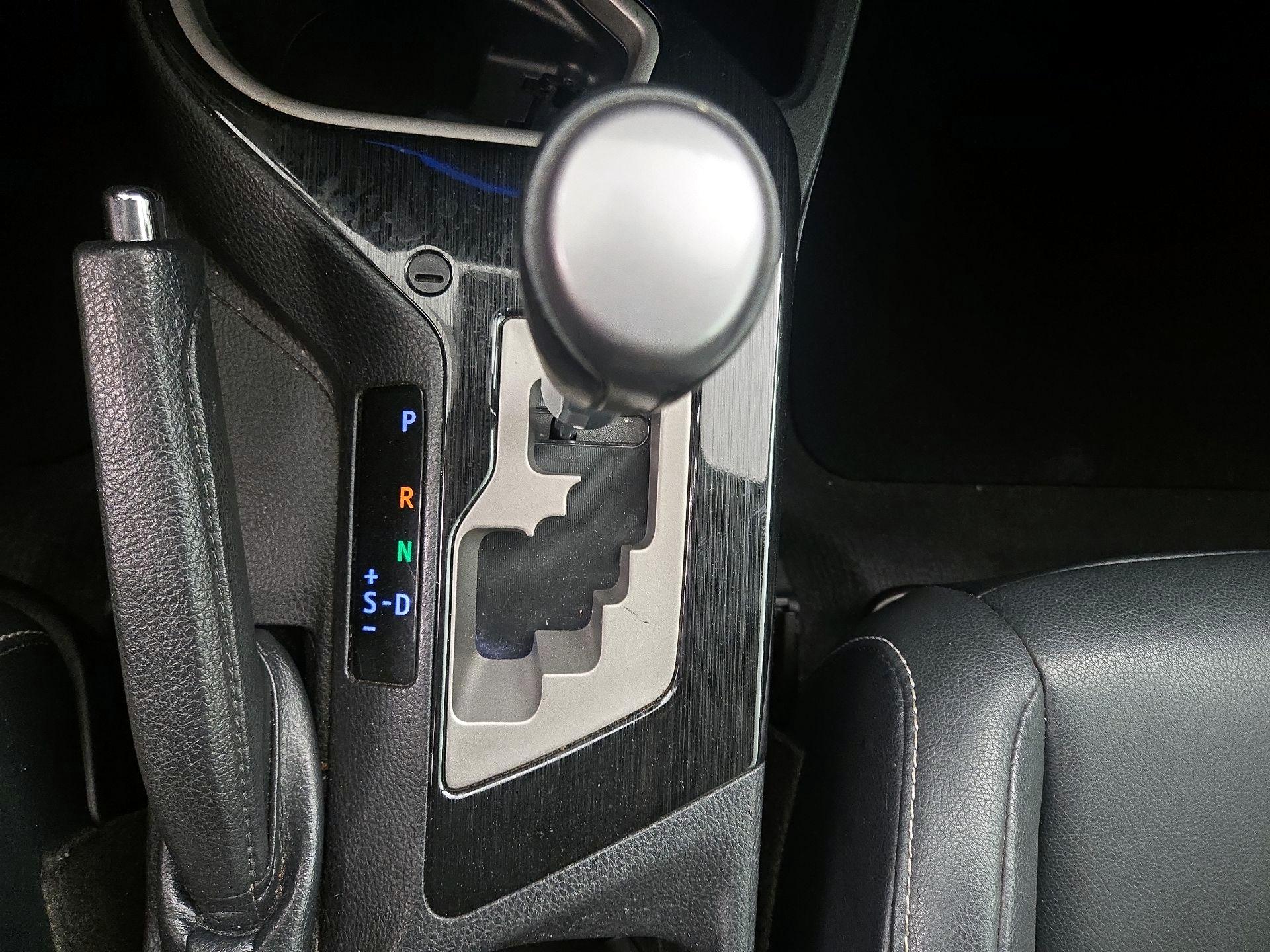 Thumbnail: 2018 Toyota RAV4 - 17