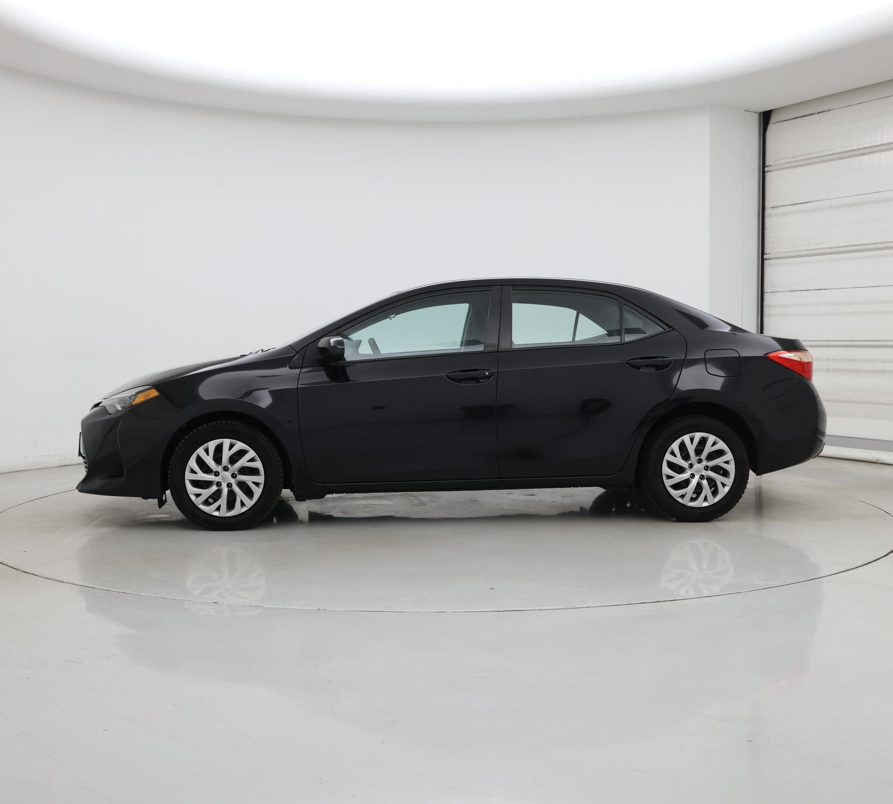 Thumbnail: 2019 Toyota Corolla - 3