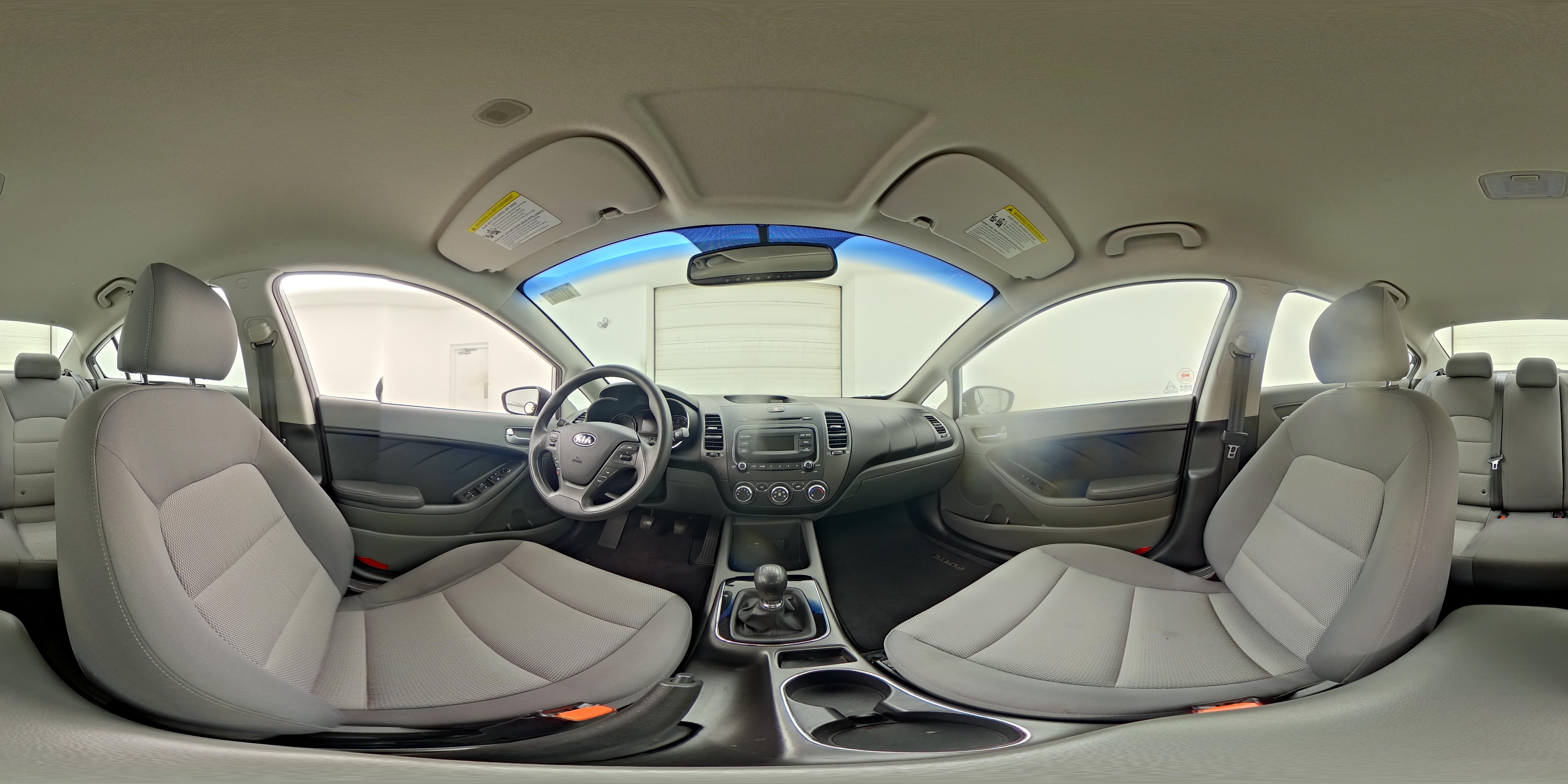 2017 Kia Forte LX - Photo 23