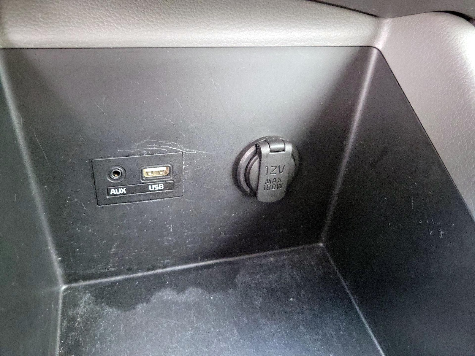 2017 Kia Forte LX - Photo 18