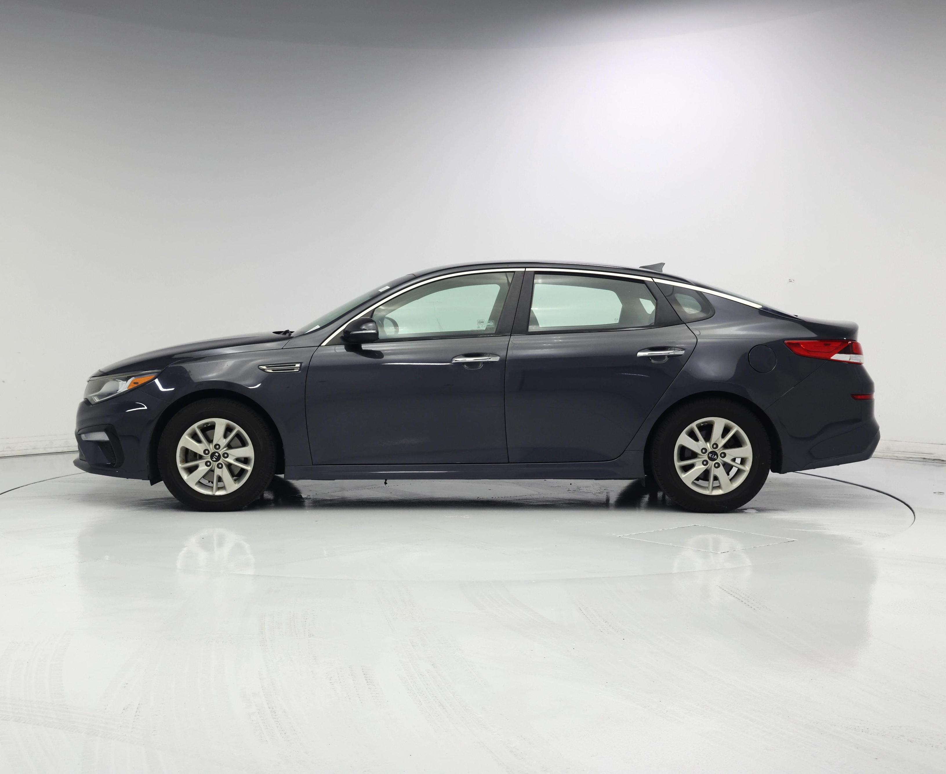 Thumbnail: 2019 Kia Optima - 3