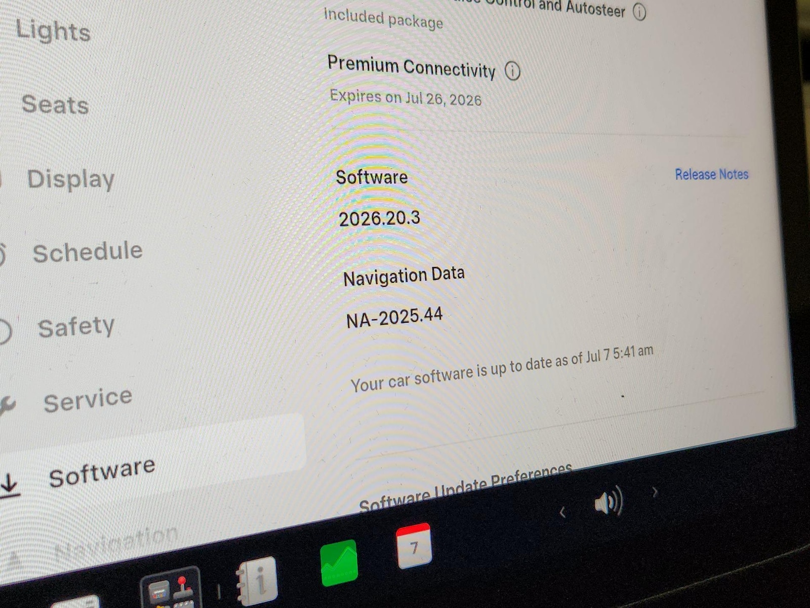 2024 Tesla Model Y Long Range - Photo 14