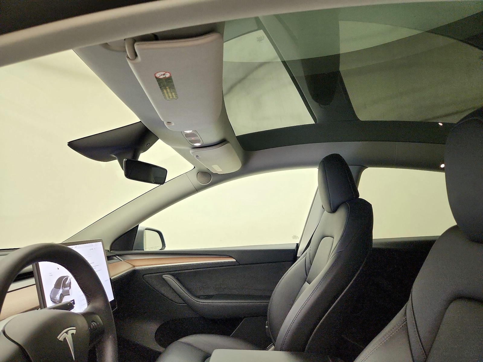 2024 Tesla Model Y Long Range - Photo 20