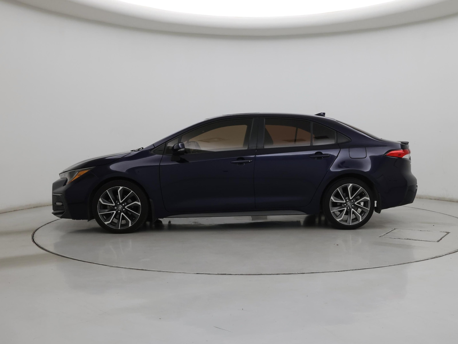 2021 Toyota Corolla SE - Photo 4