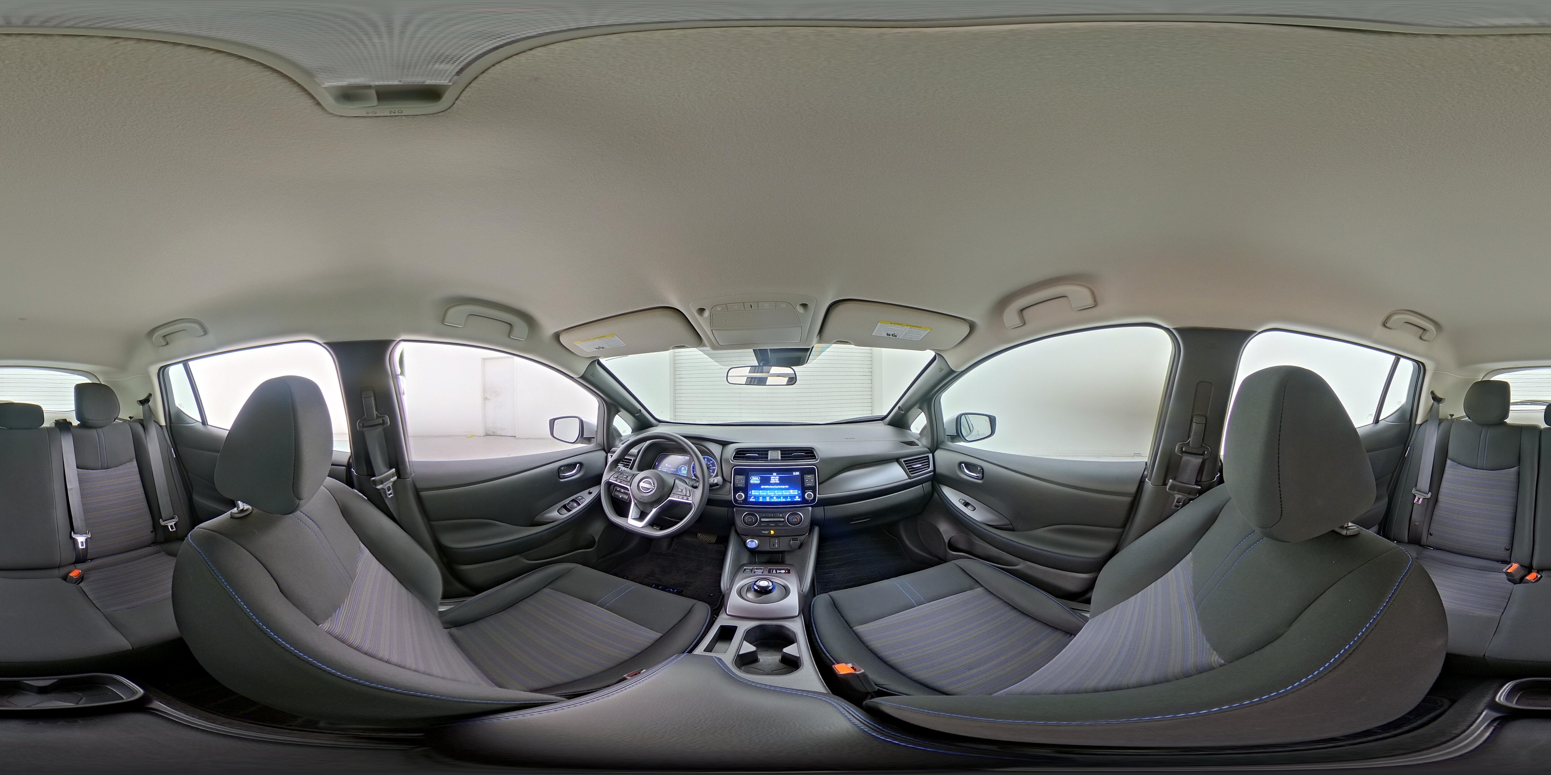 2025 Nissan Leaf S - Photo 24