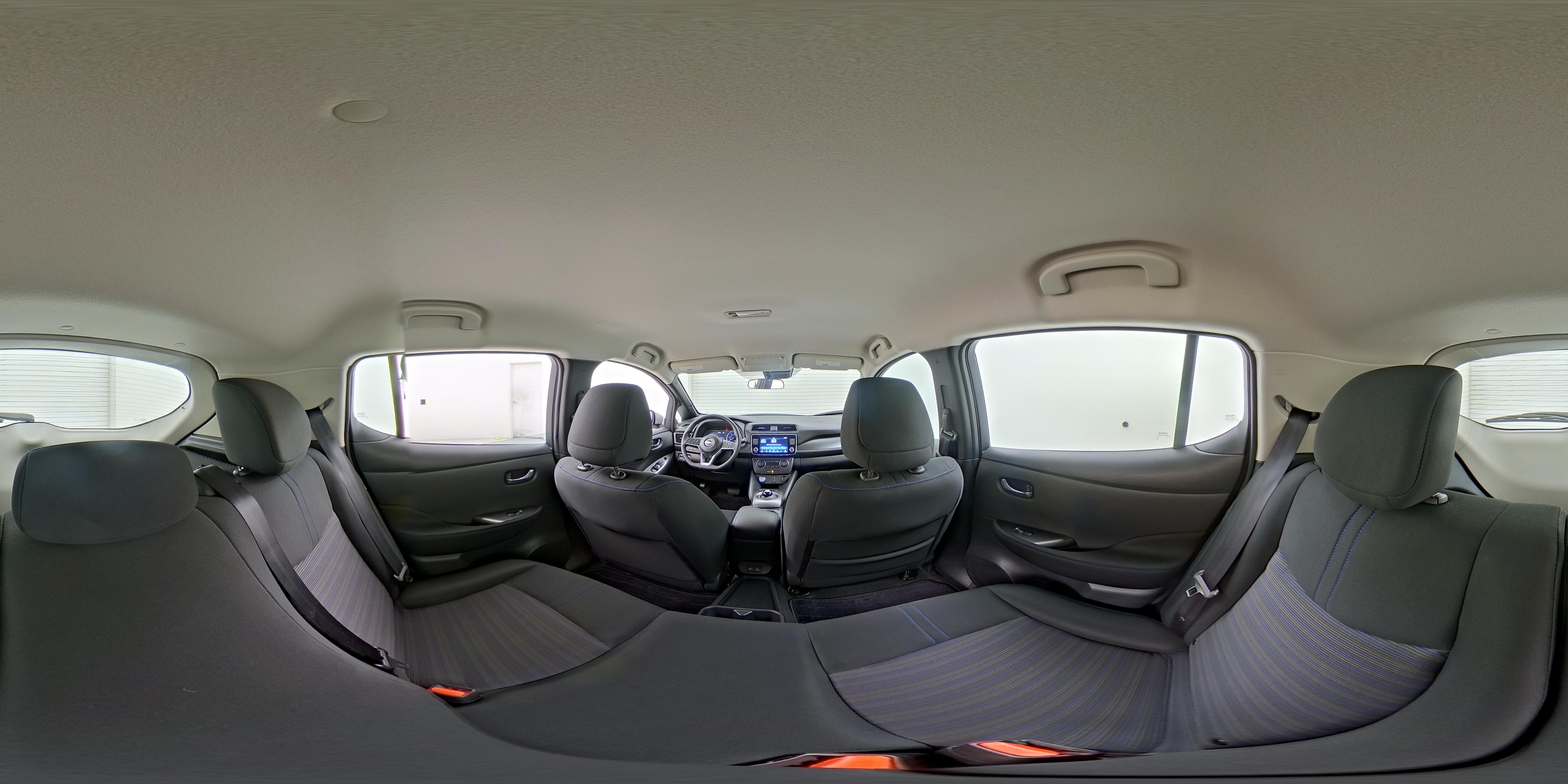 2025 Nissan Leaf S - Photo 25