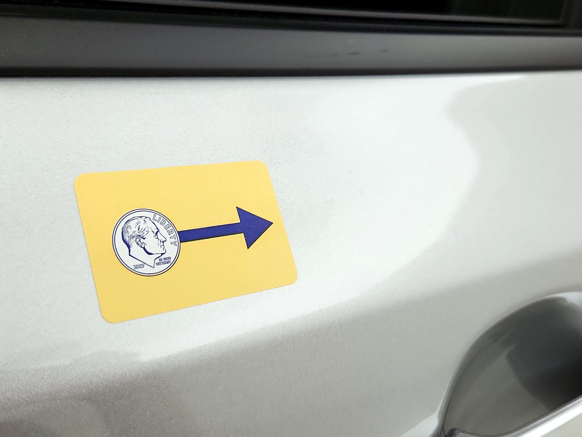 Thumbnail: 2025 Nissan Leaf - 18