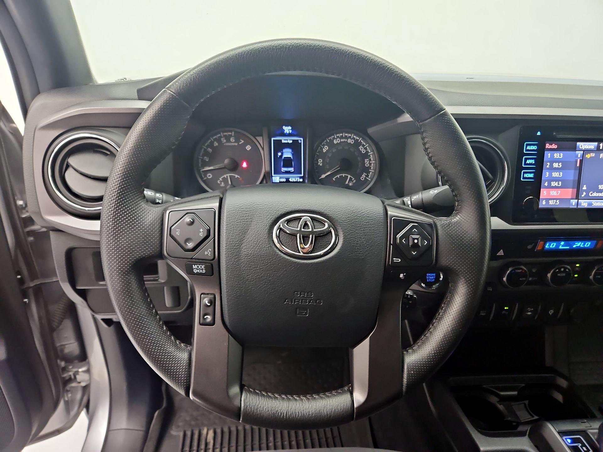 Thumbnail: 2017 Toyota Tacoma - 10