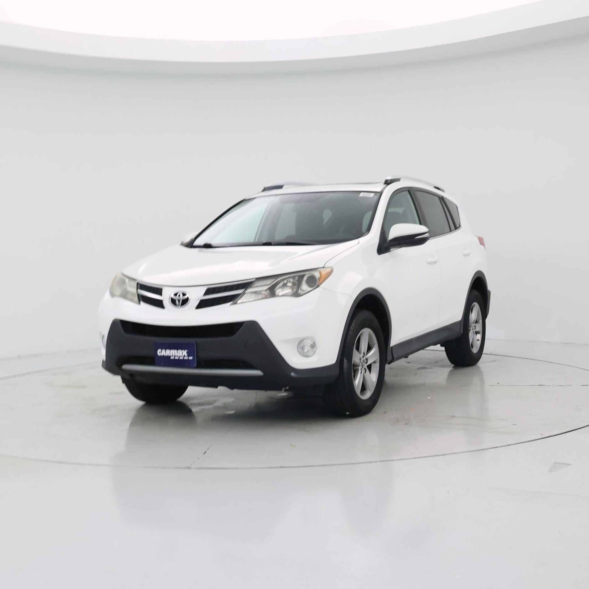 Thumbnail: 2015 Toyota RAV4 - 4
