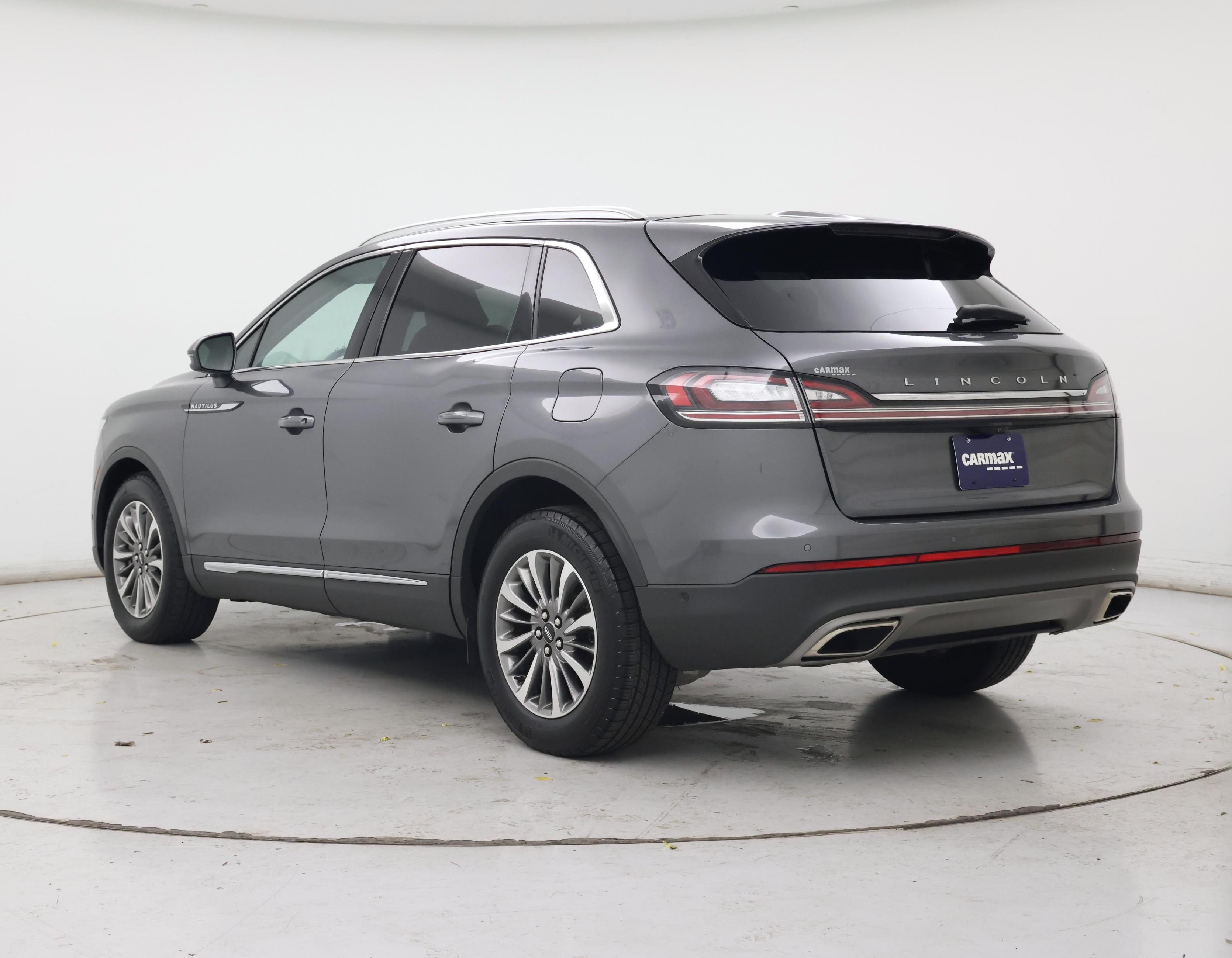 Thumbnail: 2022 Lincoln Nautilus - 2