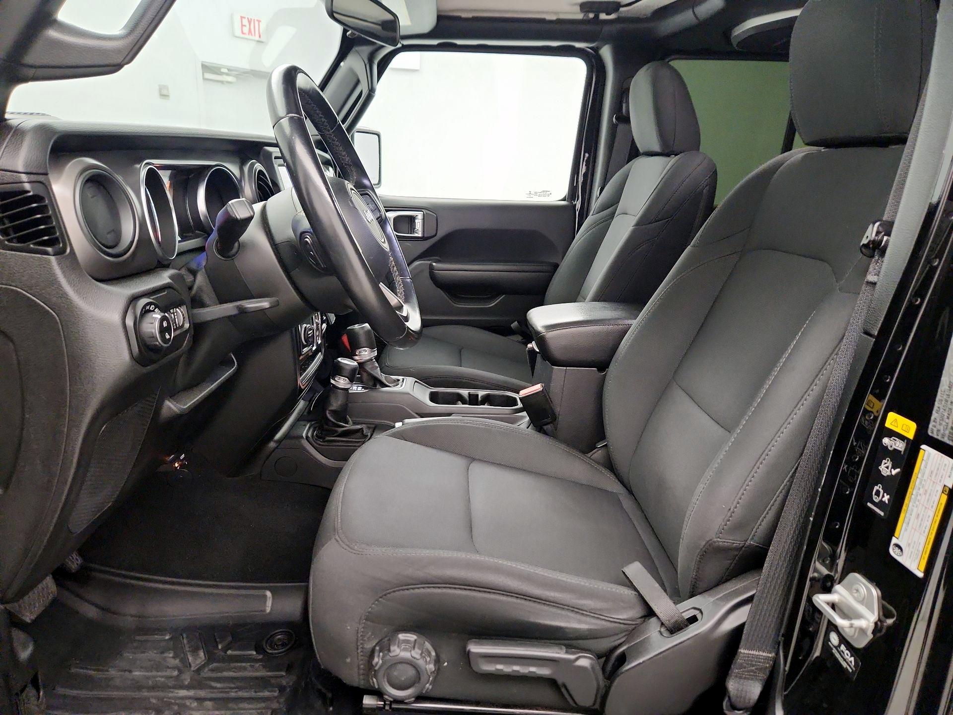 Thumbnail: 2021 Jeep Gladiator - 11