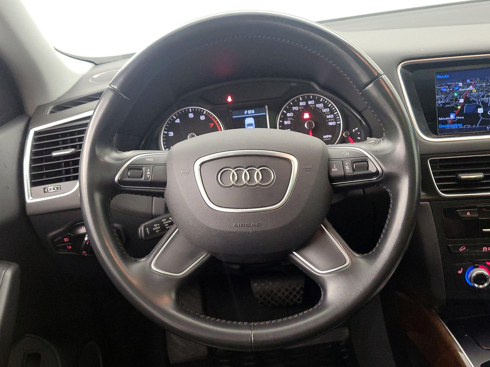 Thumbnail: 2016 Audi Q5 - 10
