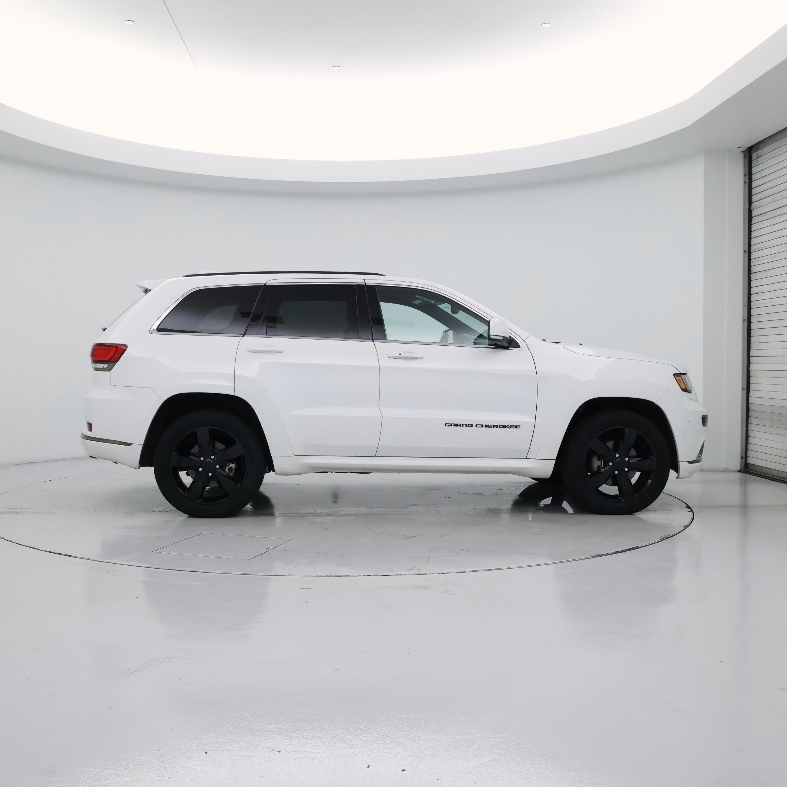 Thumbnail: 2015 Jeep Grand Cherokee - 7