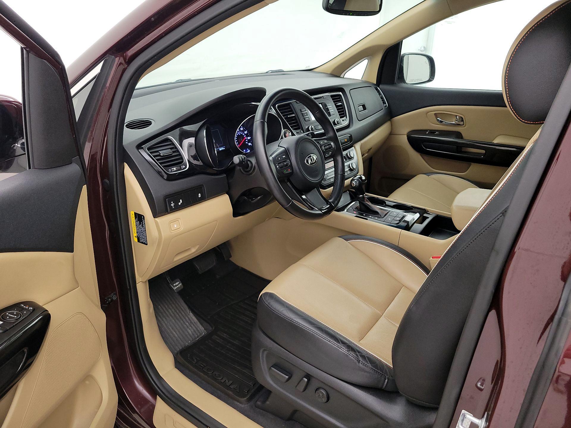 Thumbnail: 2016 Kia Sedona - 11